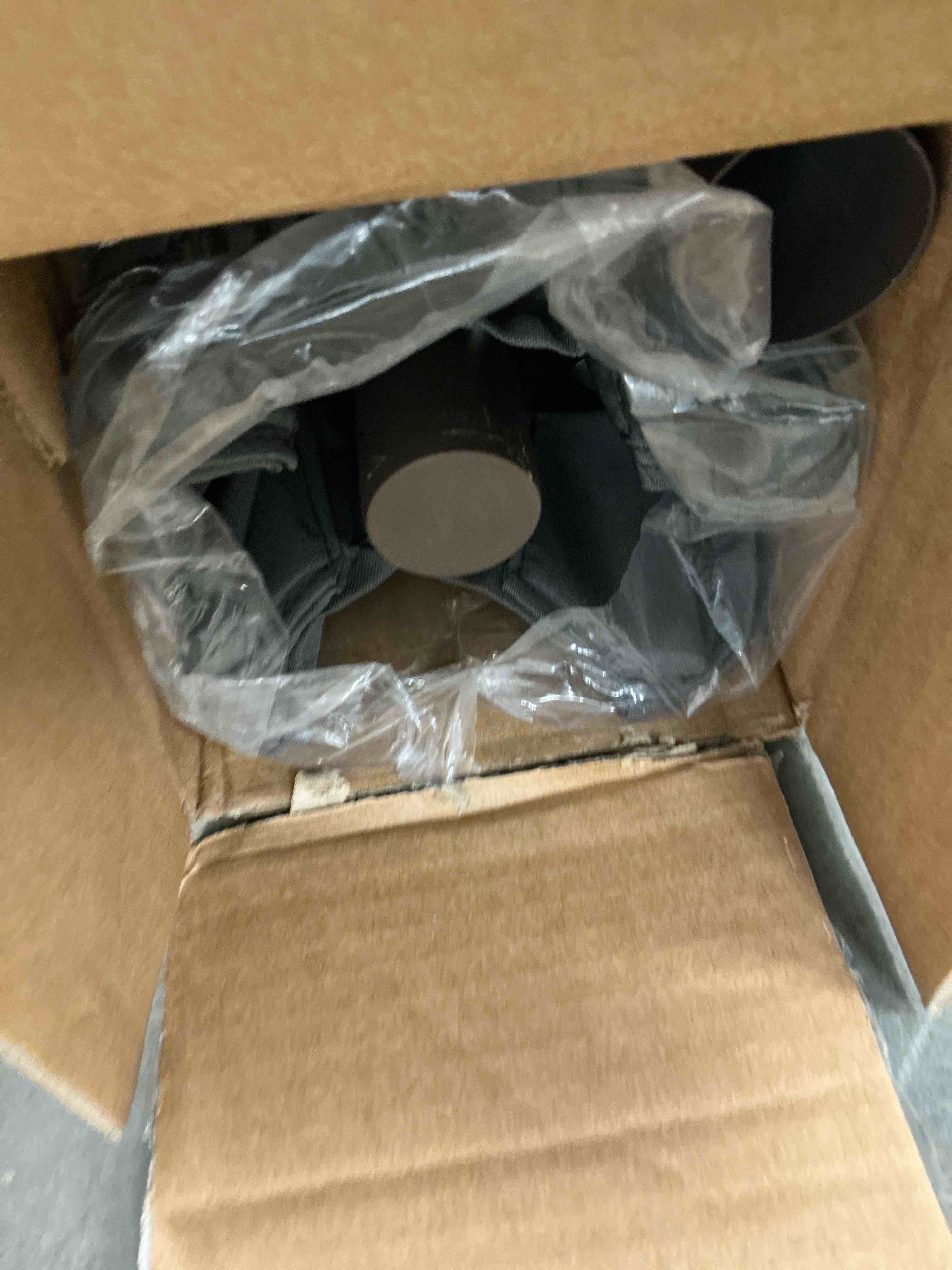 https://s3.amazonaws.com/lotting-images-prod/EmanualPiazza/PNK4212545_1779900911274.jpeg