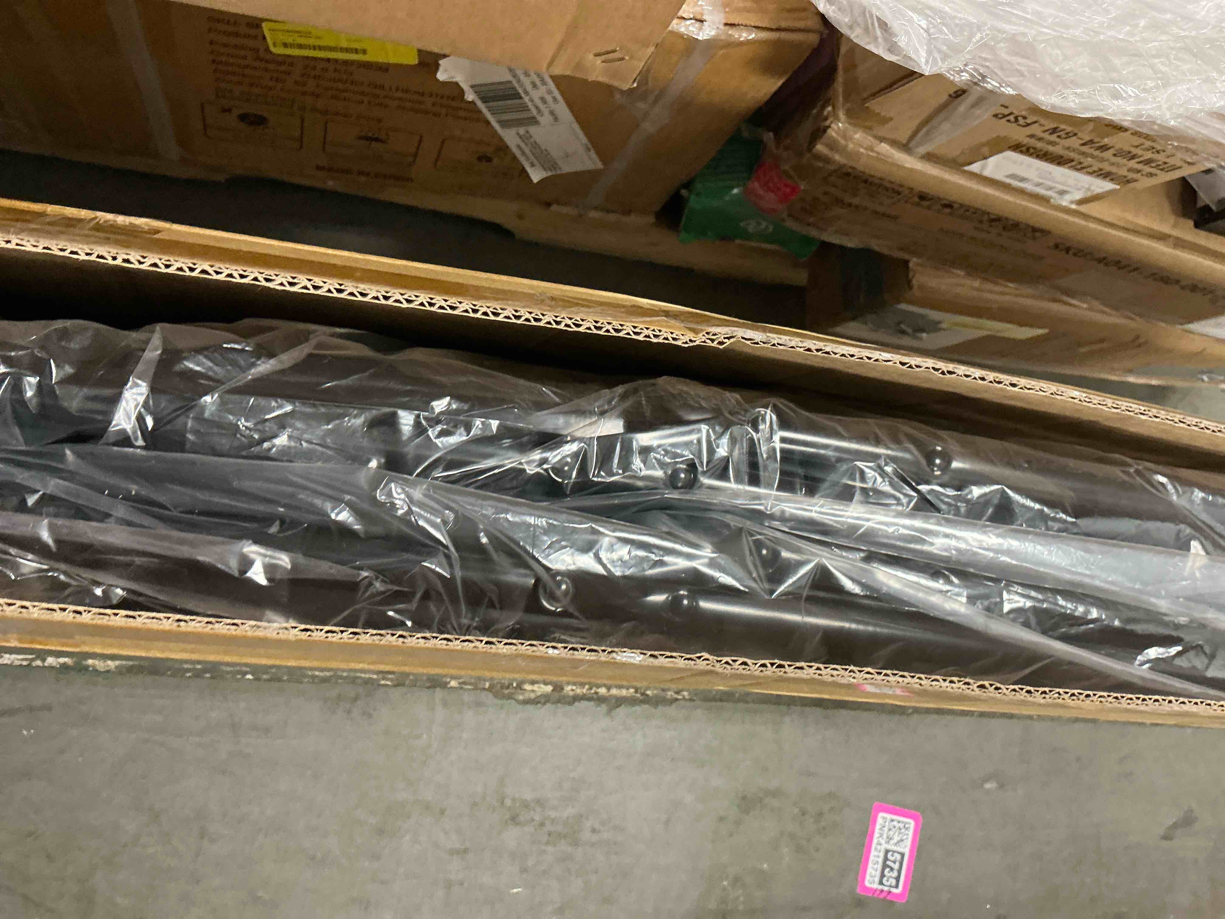 https://s3.amazonaws.com/lotting-images-prod/EmanualPiazza/PNK4212560_1779899074250.jpeg