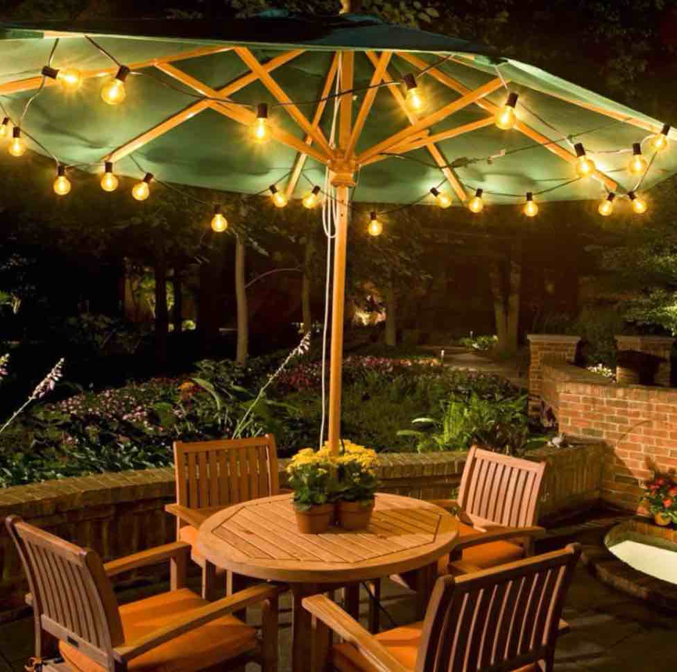 harbor breeze 48-ft plug-in brown indoor/outdoor string light with 100 white -light led globe bulbs