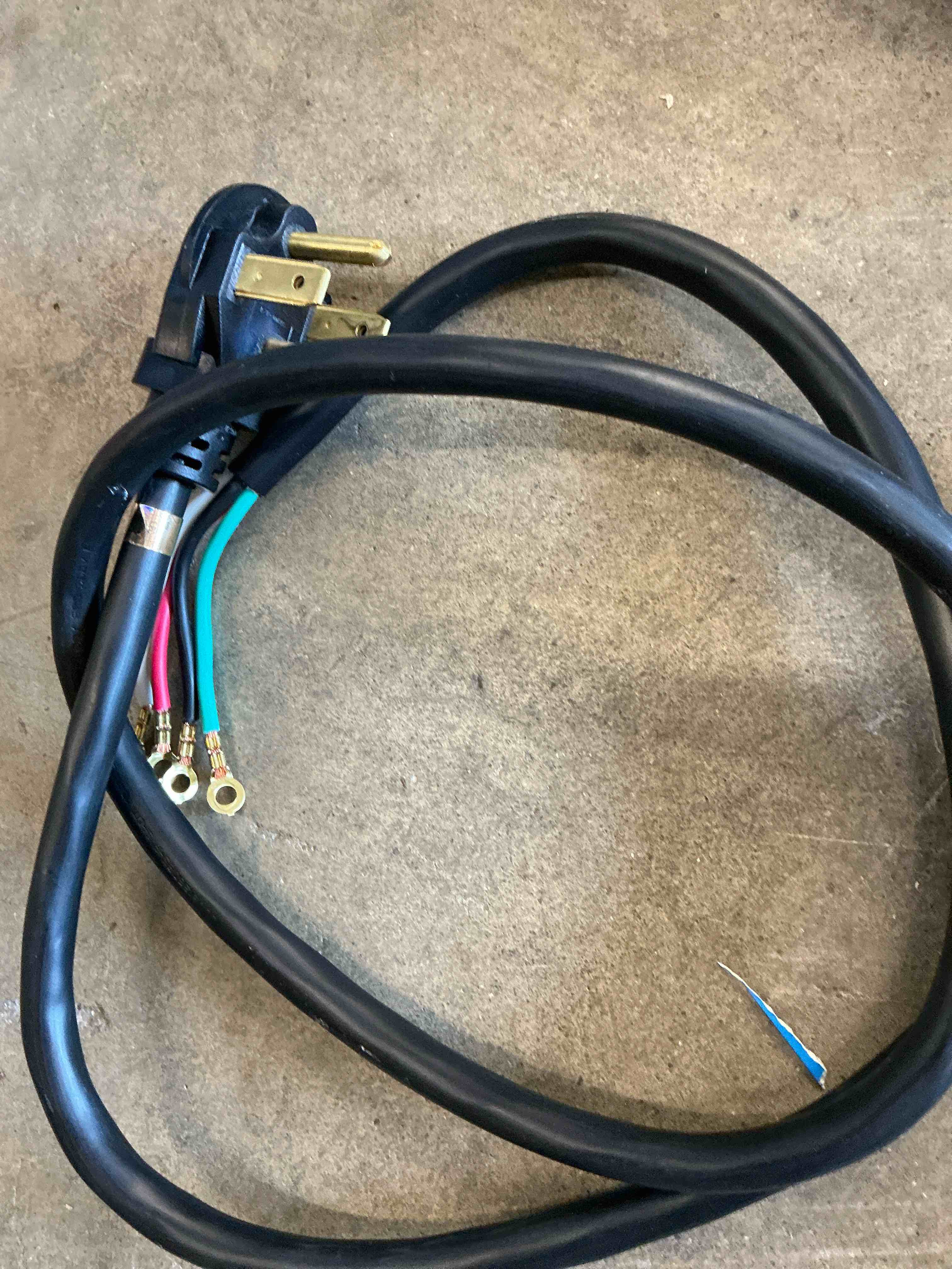 Condition photo showing Good Condition for smart choice 6-foot long 30 amp 4-prong dryer cord