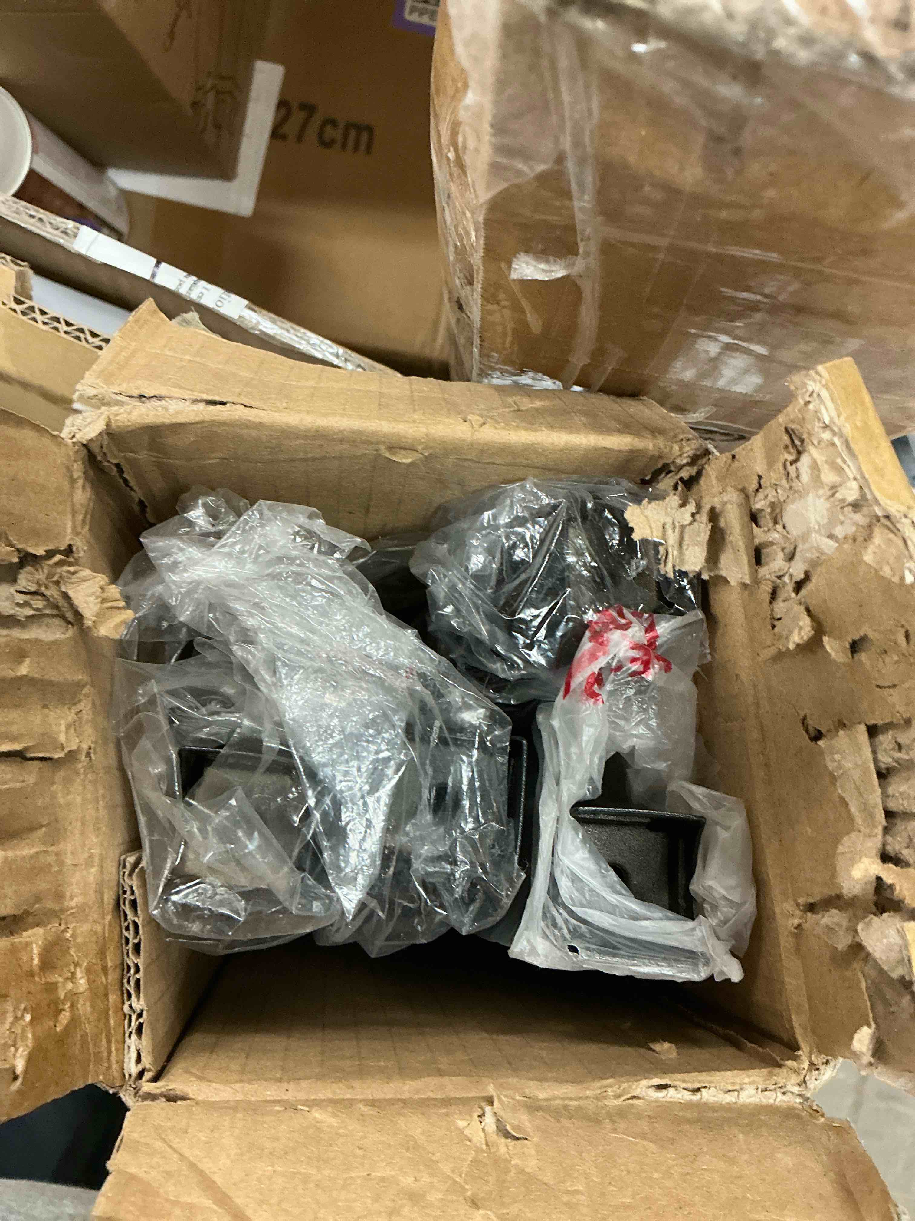 Condition photo showing Good Condition for stusgo Piano Keyboard Stand, X-shaped Adjustable and Portable Digital Piano Stand with Locking Chain