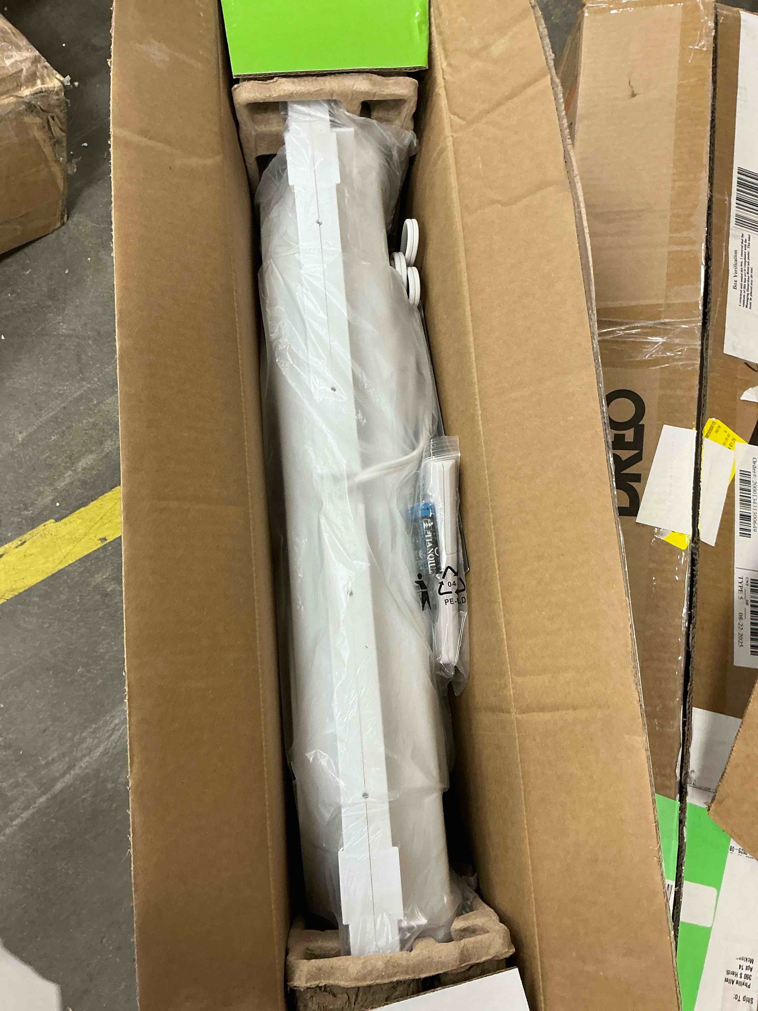 Condition photo showing New/Like New for Holmes 9 Inch Digital CleanBreeze Window Fan with Programmable Thermostat Reversible Twin Blades Remote Control Water Resistant Quiet Cooling for Bedroom Living Room Home White