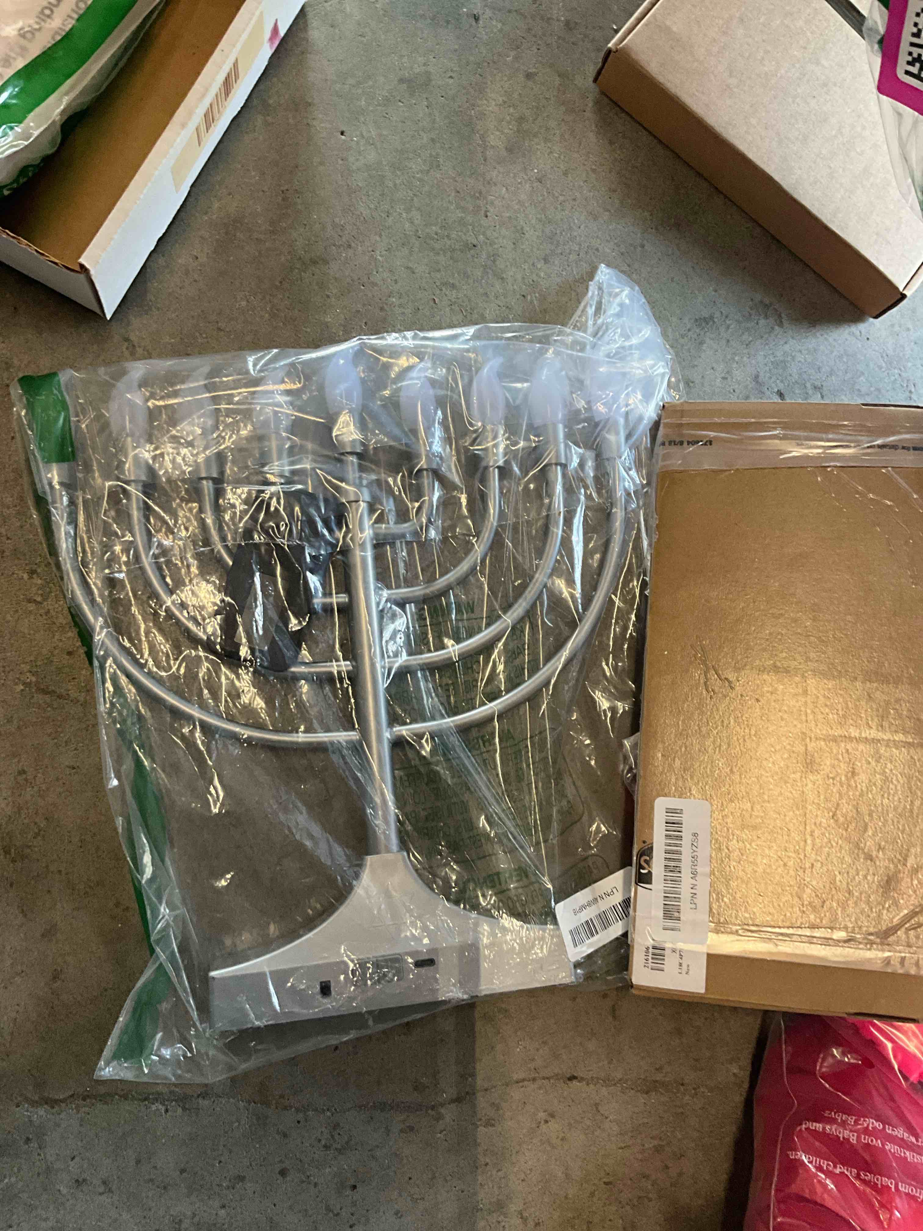 Condition photo showing Good Condition for electric hanukkah menorah,rgb led menorahs for chanukah decoration,color changing with remote control & push-button to choose the day and timer options battery/usb powered,silver silver-u