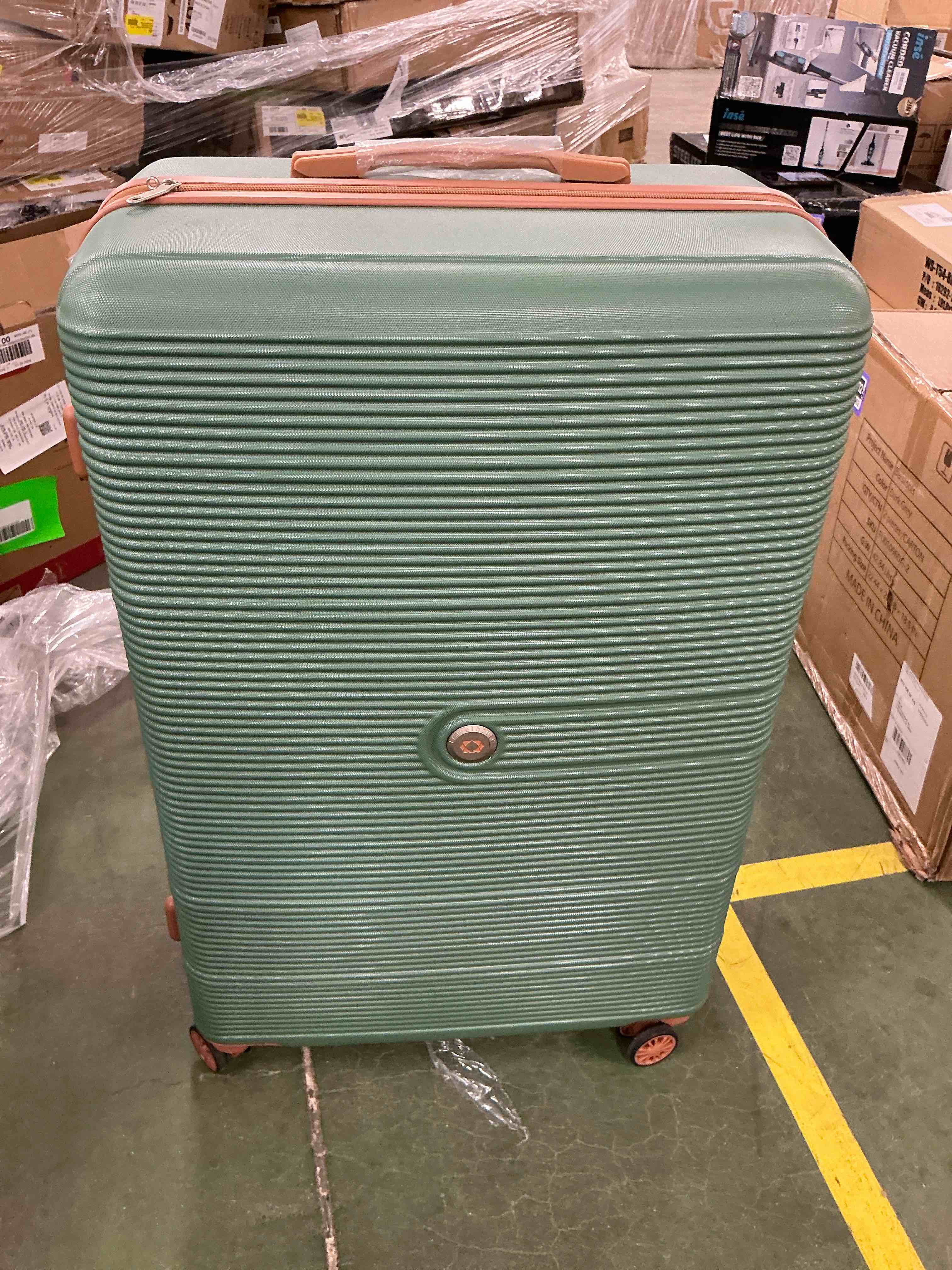 Condition photo showing Good Condition for travelhouse 6 piece hardshell luggage set lightweight suitcase with tsa lock and spinner wheels and duffle bag,green