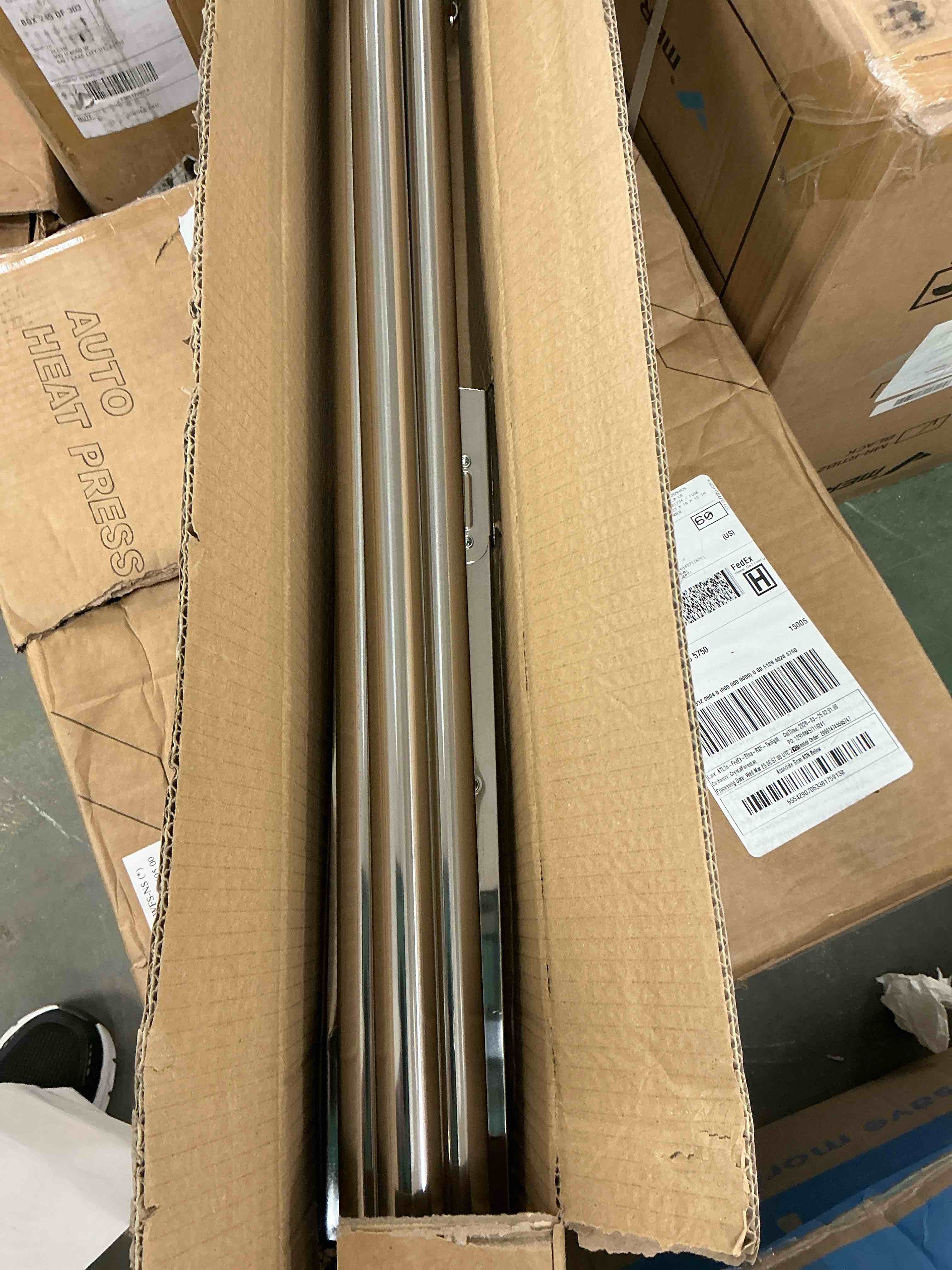 Condition photo showing Good Condition for jauree 95 inches clothes drying rack  stainless steel garment rack adjustable and foldable space saving laundry drying rack for indoor outdoor with 20 windproof hooks