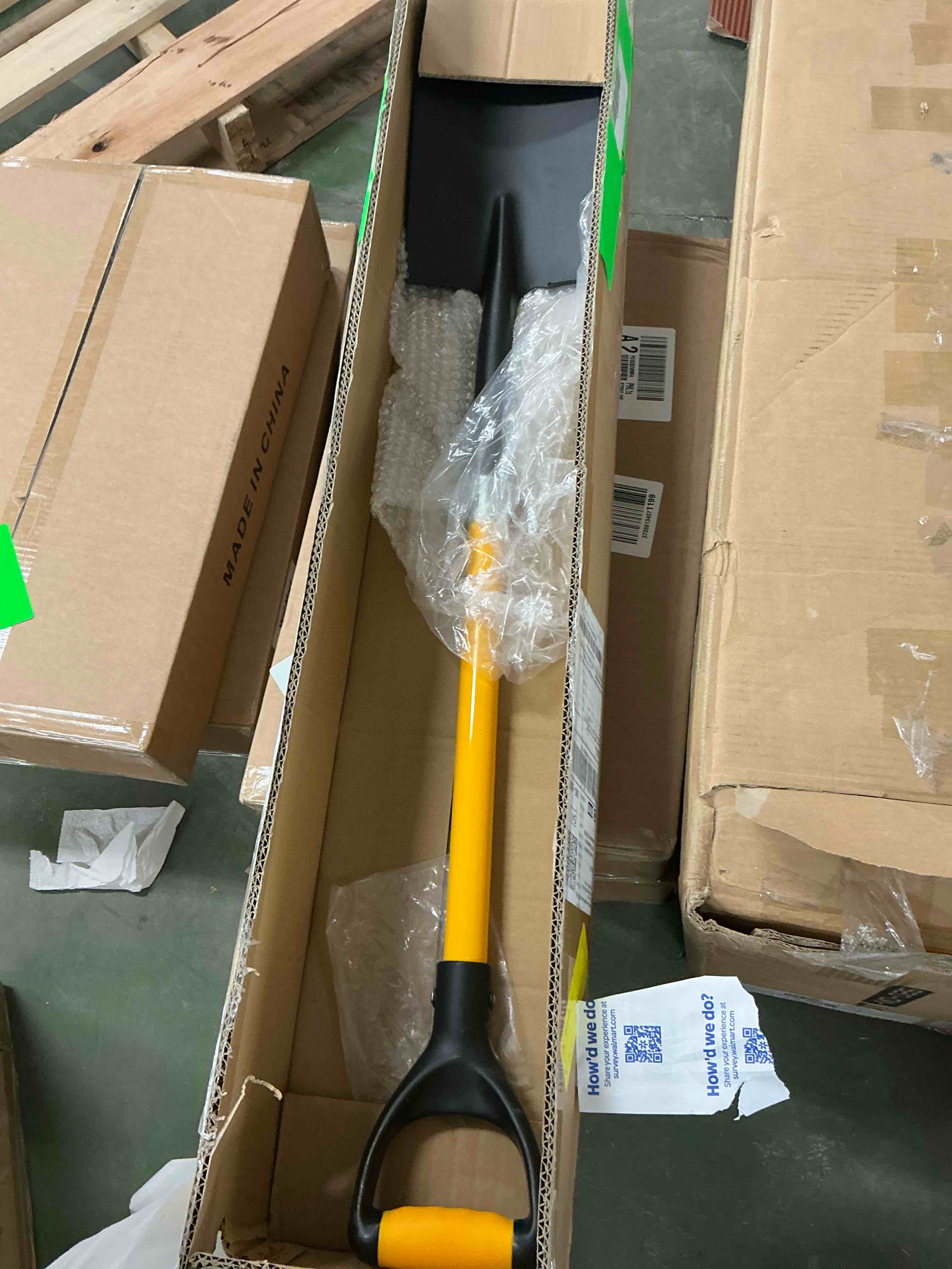 Condition photo showing New/Like New for fenhrtvm shovel digging  hole, 42in comfortable d-handle garden spade made by blake steel,4.4lbs