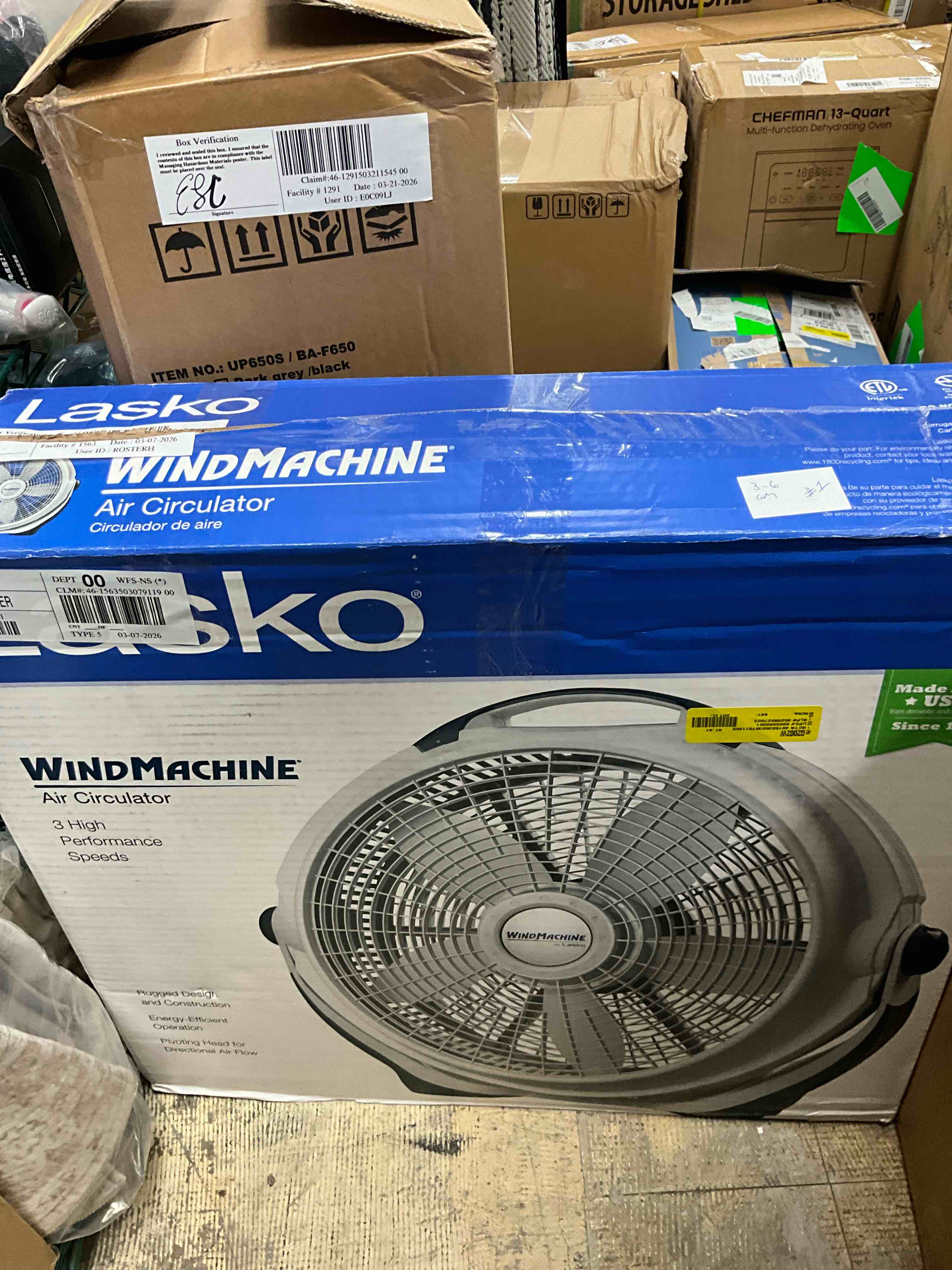Condition photo showing New/Like New for lasko wind machine 20 3-speed tilt mechanism floor fan gray 3300