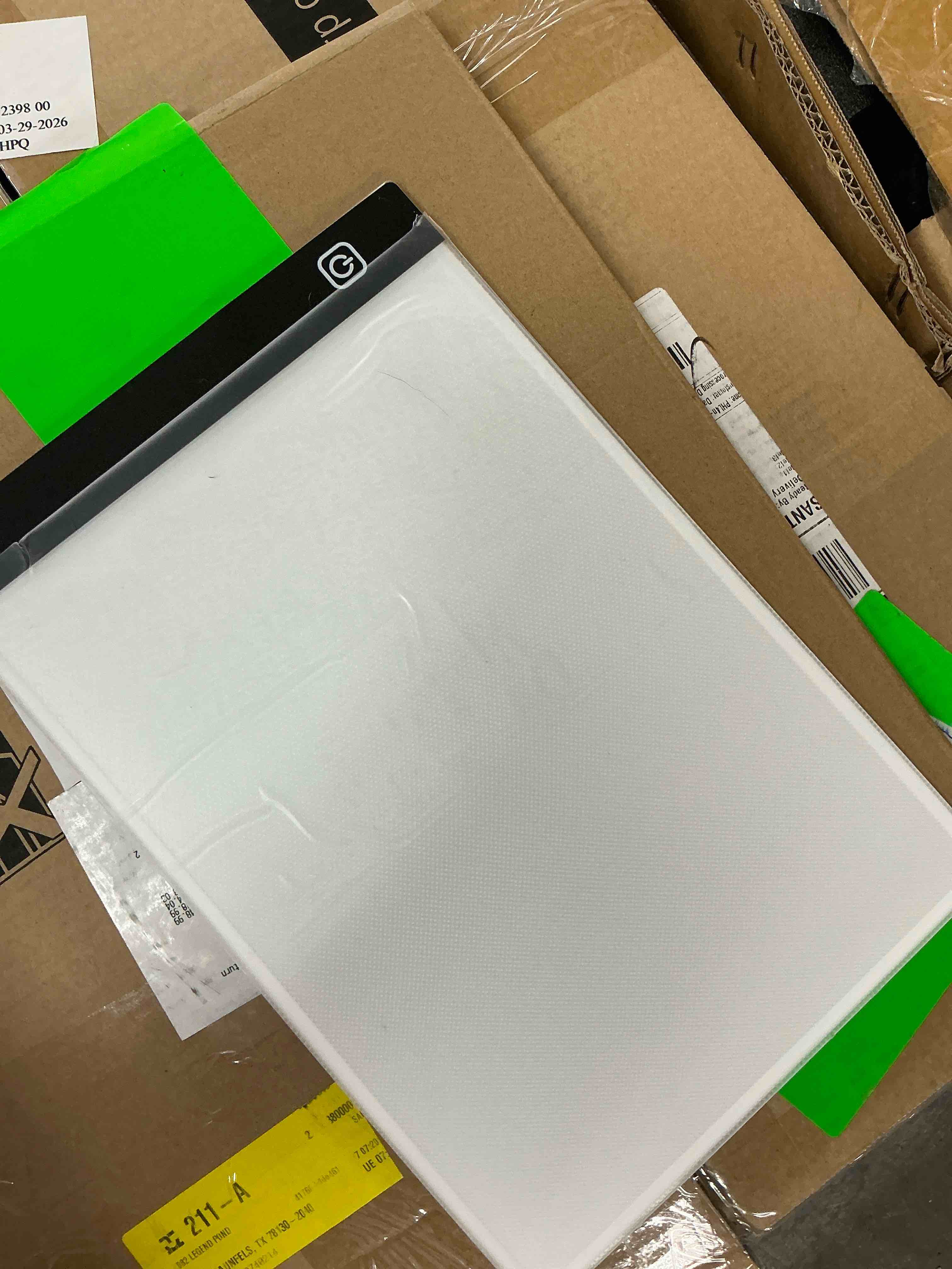 Condition photo showing Good Condition for wusi a4 ultra-thin portable led light box tracer usb power led artcraft tracing light pad light box for artists,drawing, sketching, animation