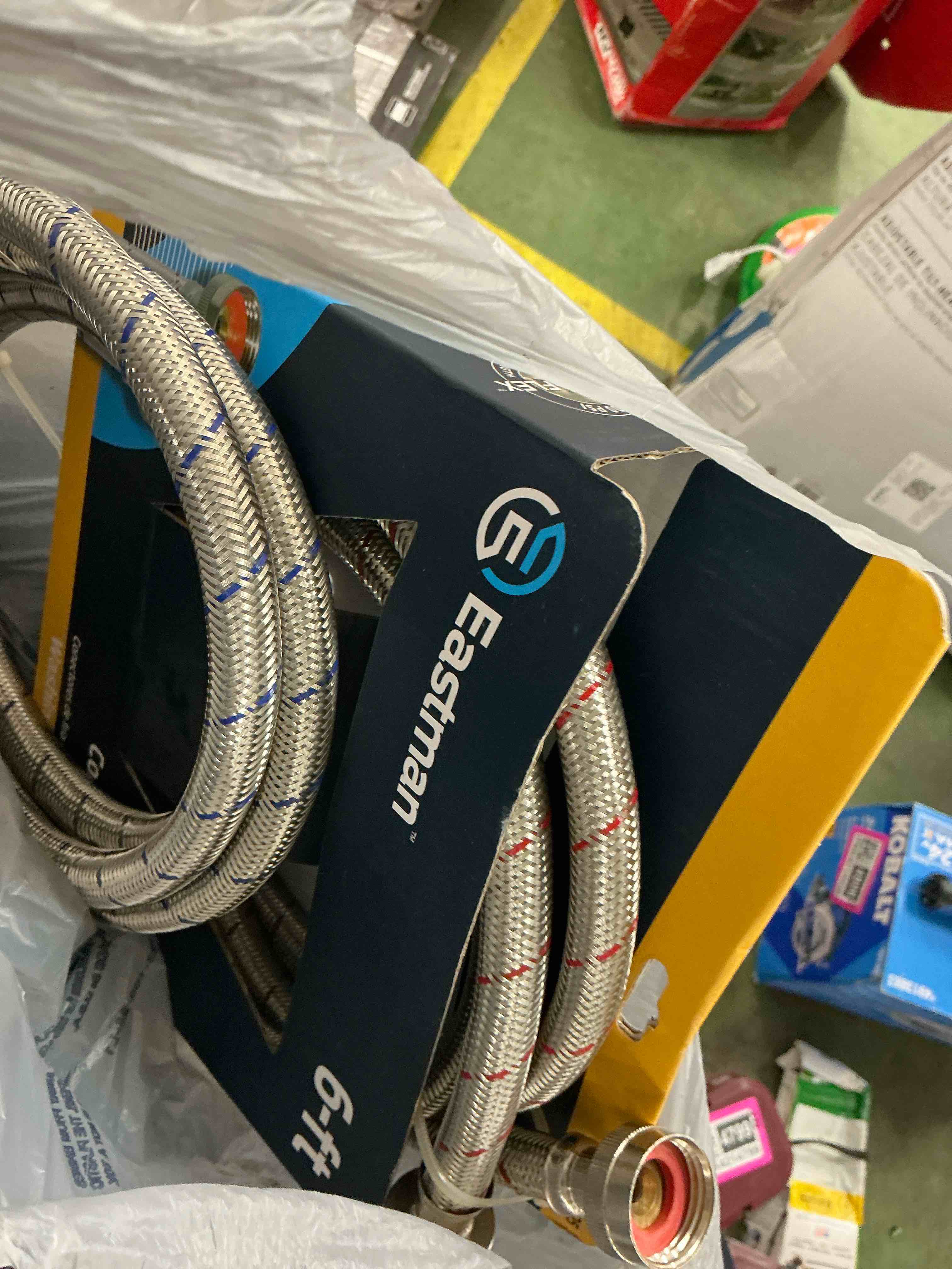 Condition photo showing Good Condition for eastman 2-pack 6-ft 1500-psi stainless steel washing machine connectors