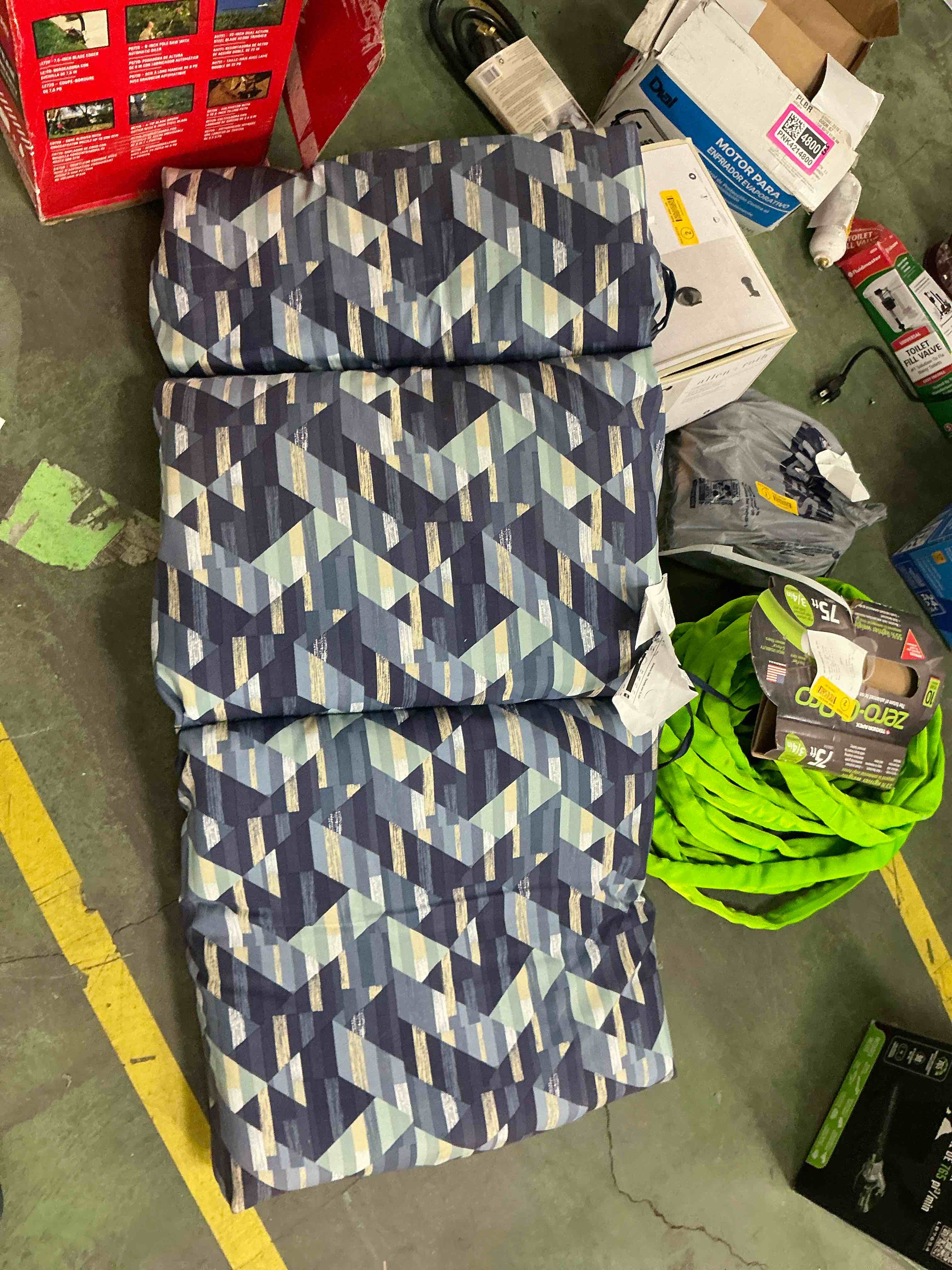 Condition photo showing Good Condition for style selections 20-in x 21-in adria abstact geo high back patio chair cushion