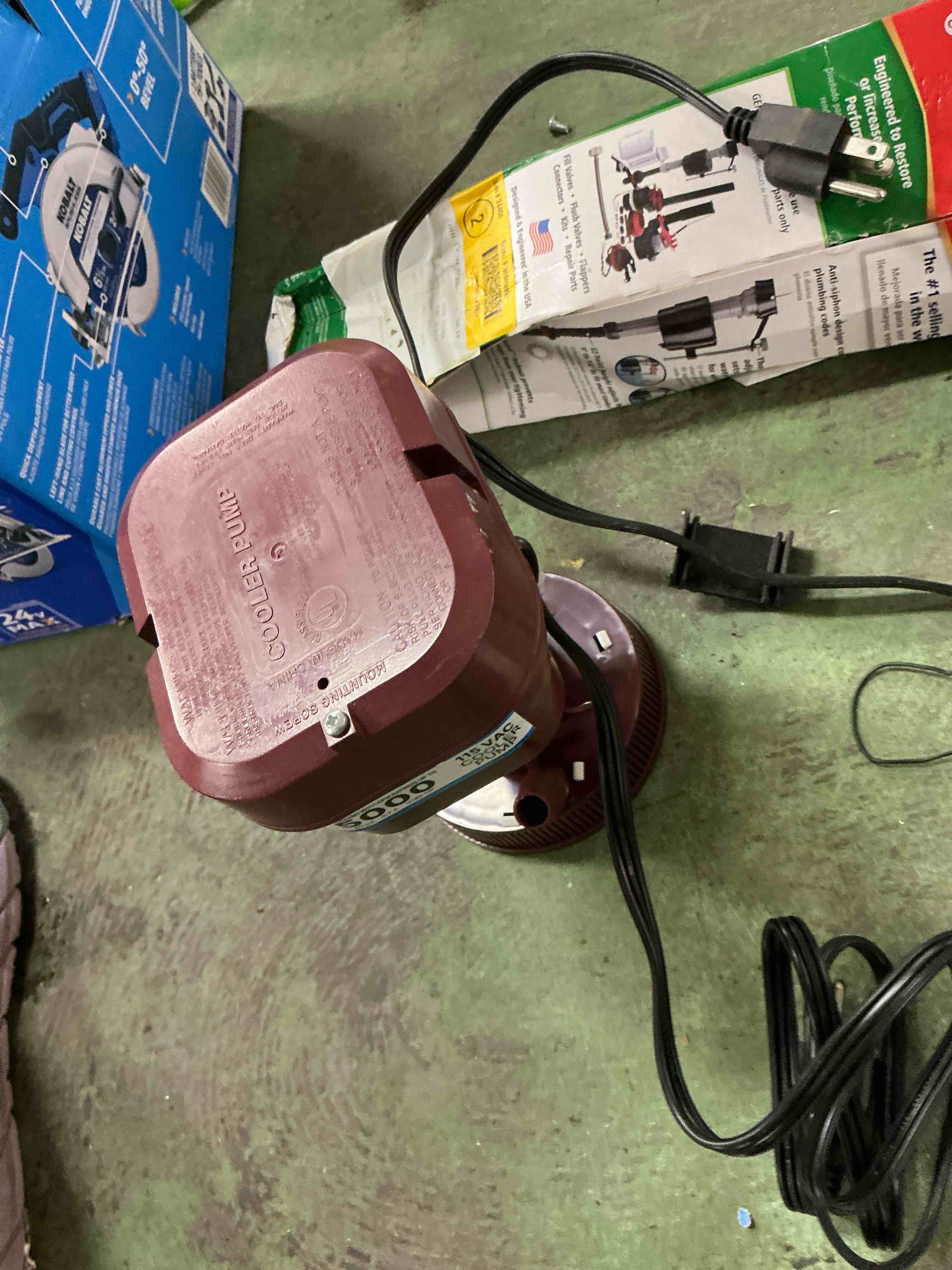 Condition photo showing Good Condition for dial pump