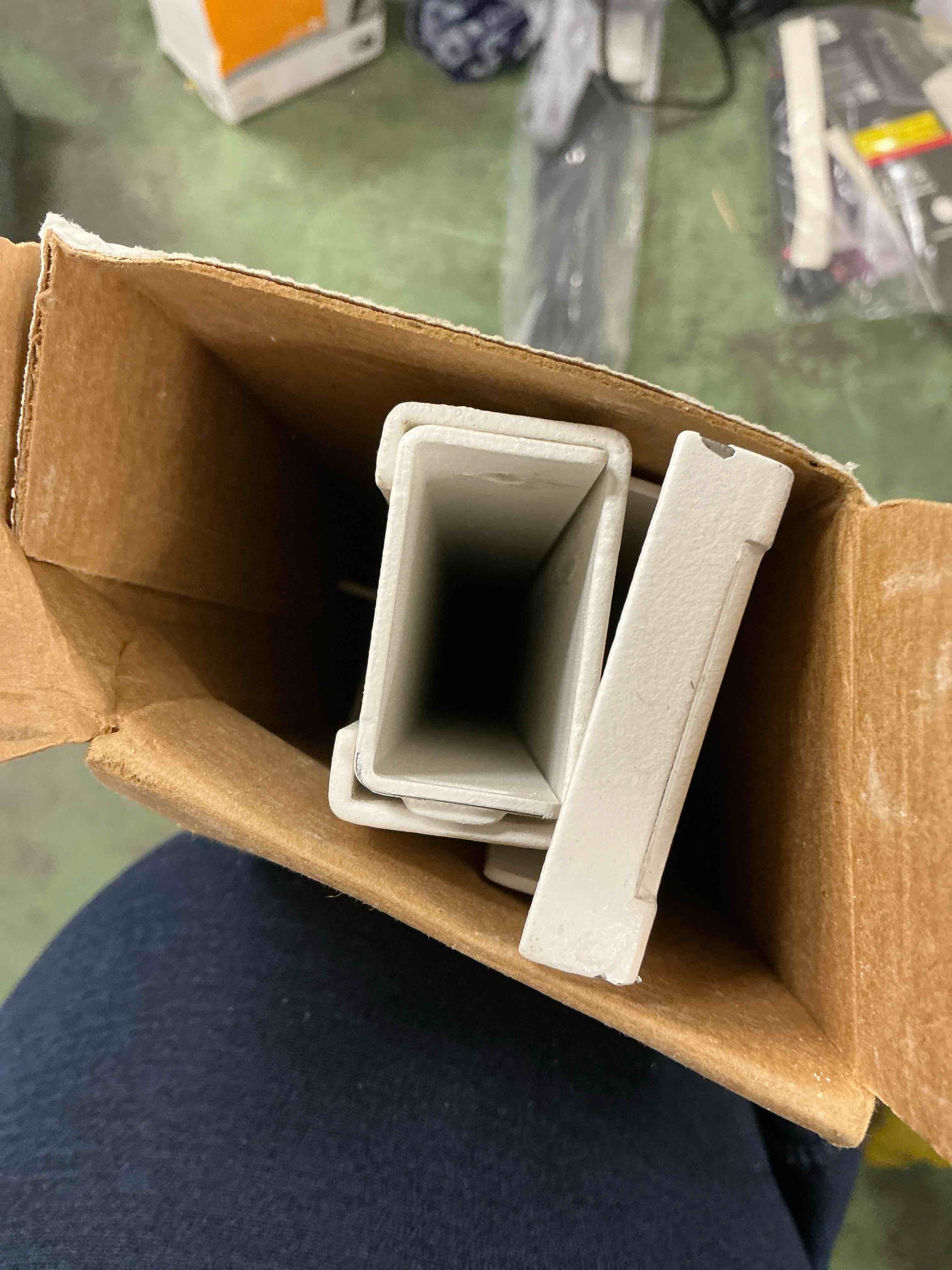 Condition photo showing Good Condition for frost king window air conditioners support bracket