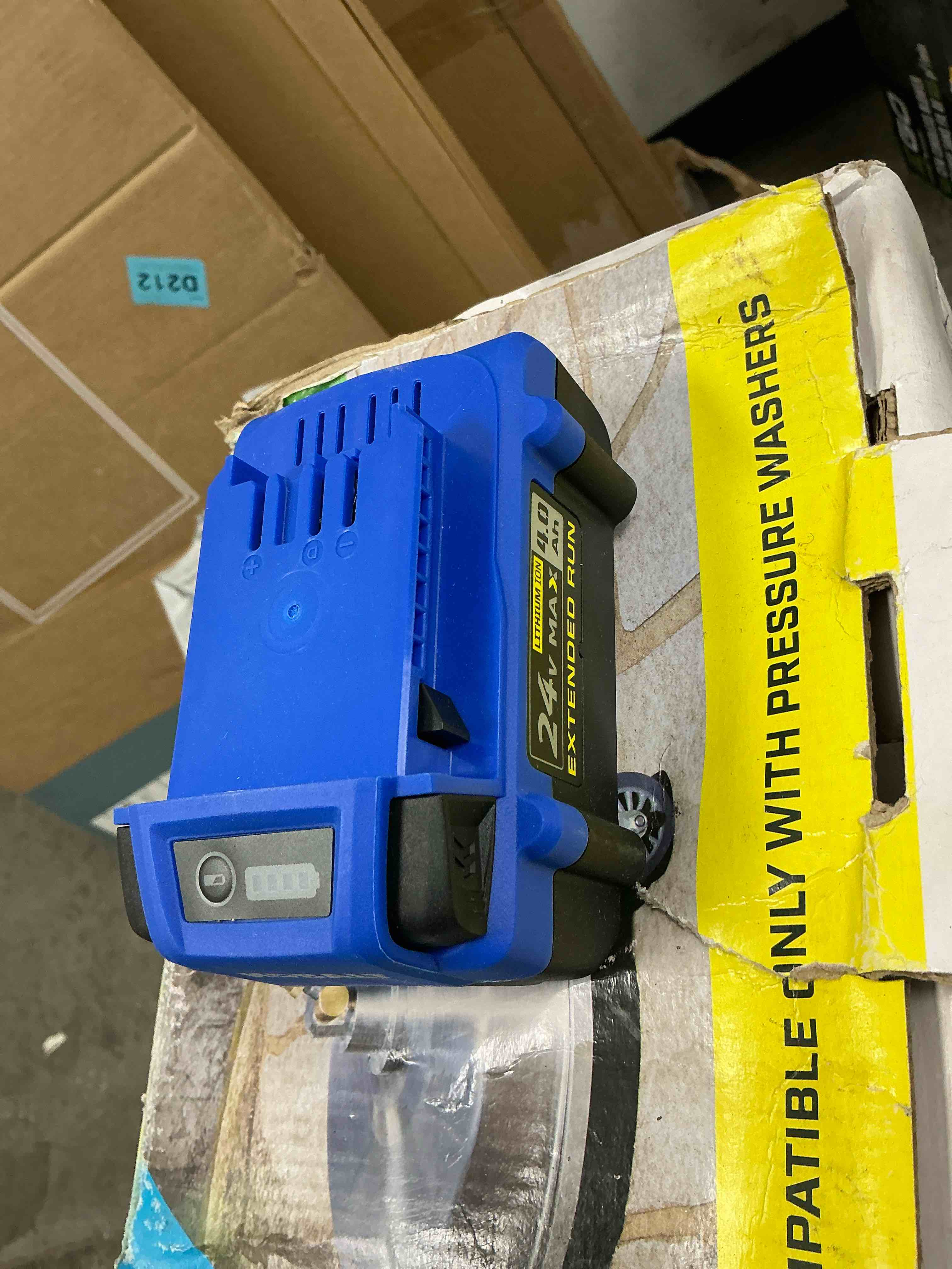 Condition photo showing Good Condition for kobalt 24 -volt 1 -pack lithium ( 4 ah battery )