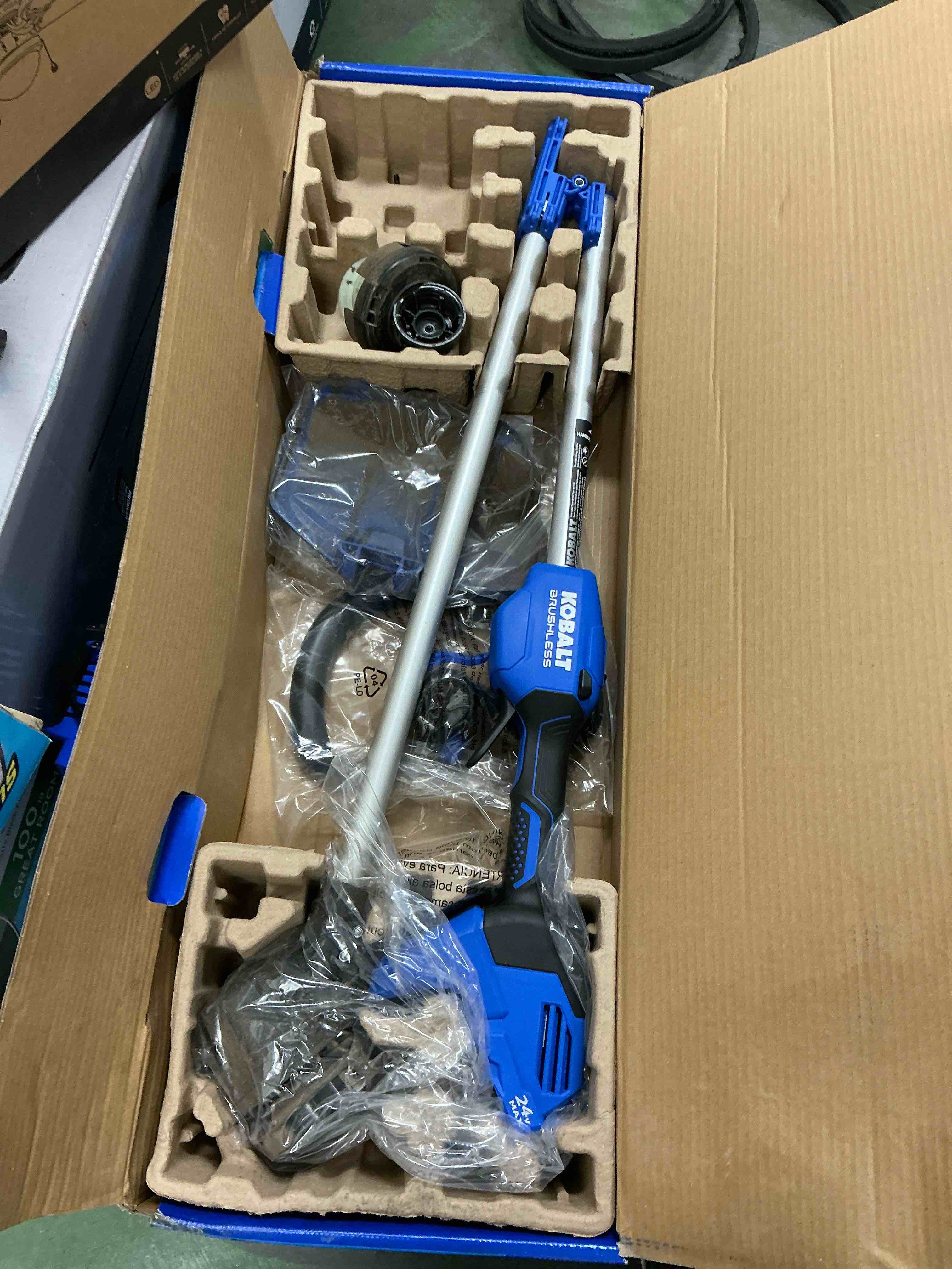 Condition photo showing Good Condition for kobalt 24-volt 14-in straight shaft battery string trimmer tool only