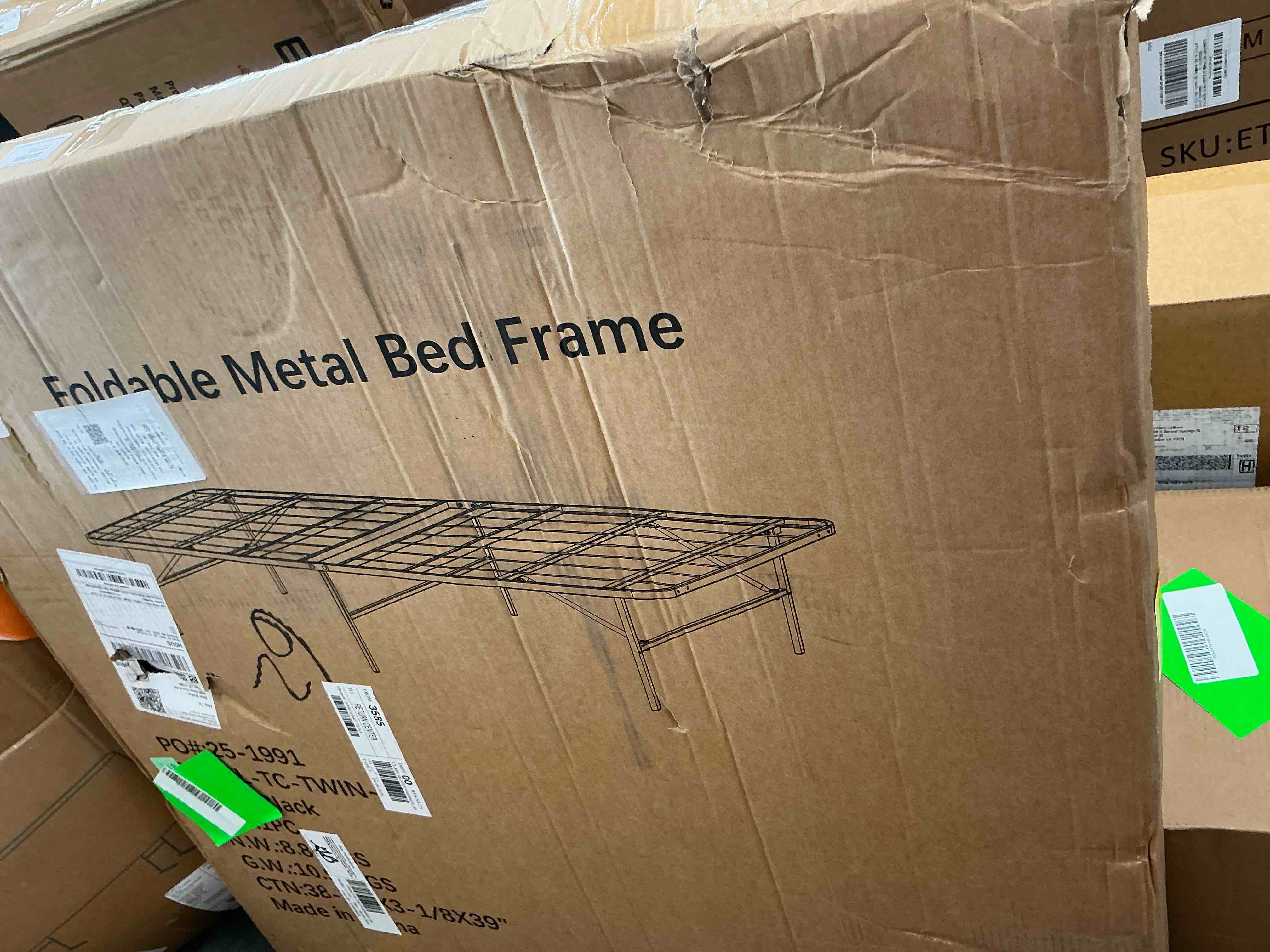 Condition photo showing Good Condition for wlljoy twin bed frame folding metal platform bed frame with heavy duty and strong bearing capacity, 14 inches high, black