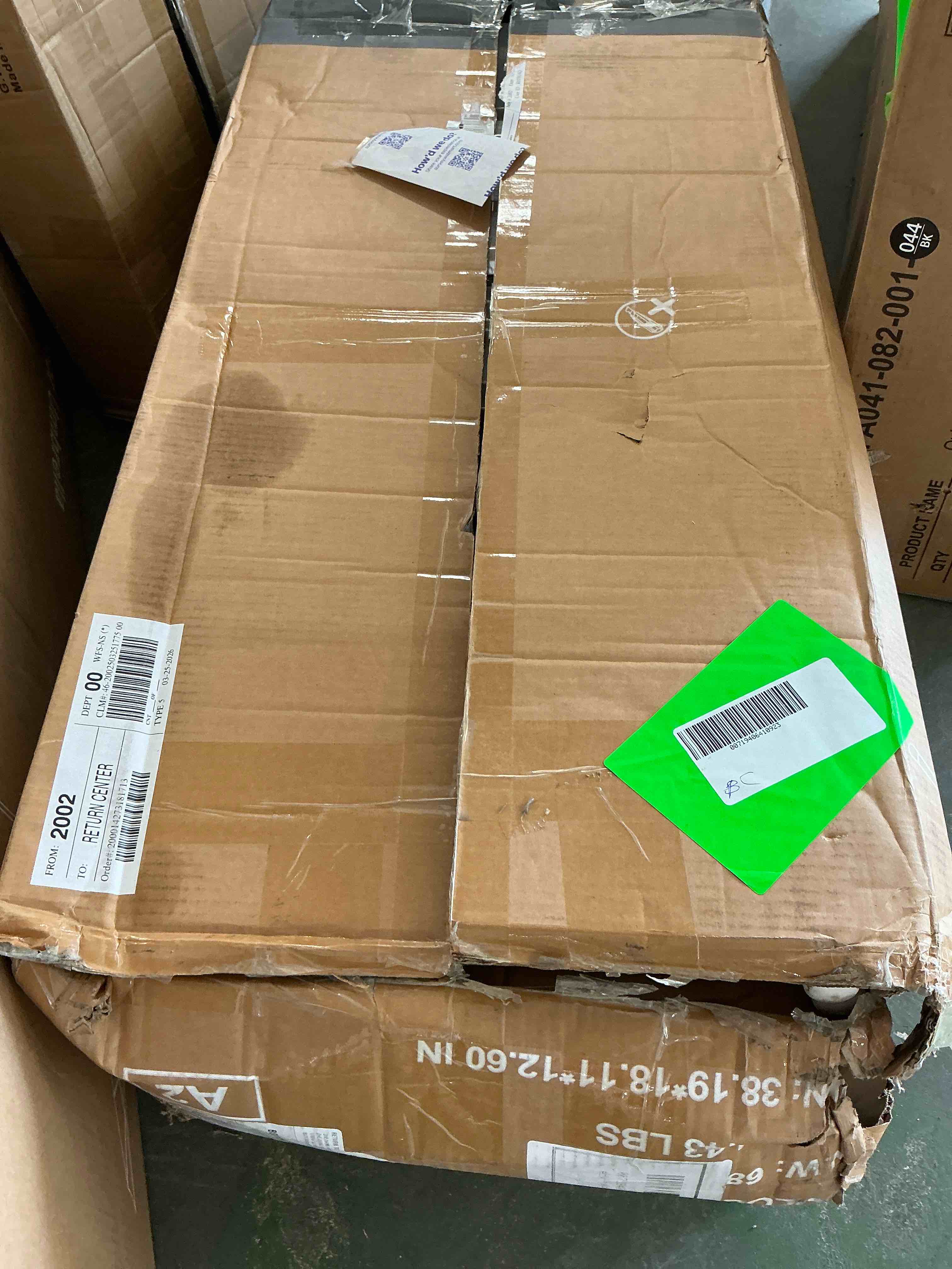 Condition photo showing Good Condition for edx 10-pack folding chair, indoor portable, stackable for events, offices, weddings and restaurants, white