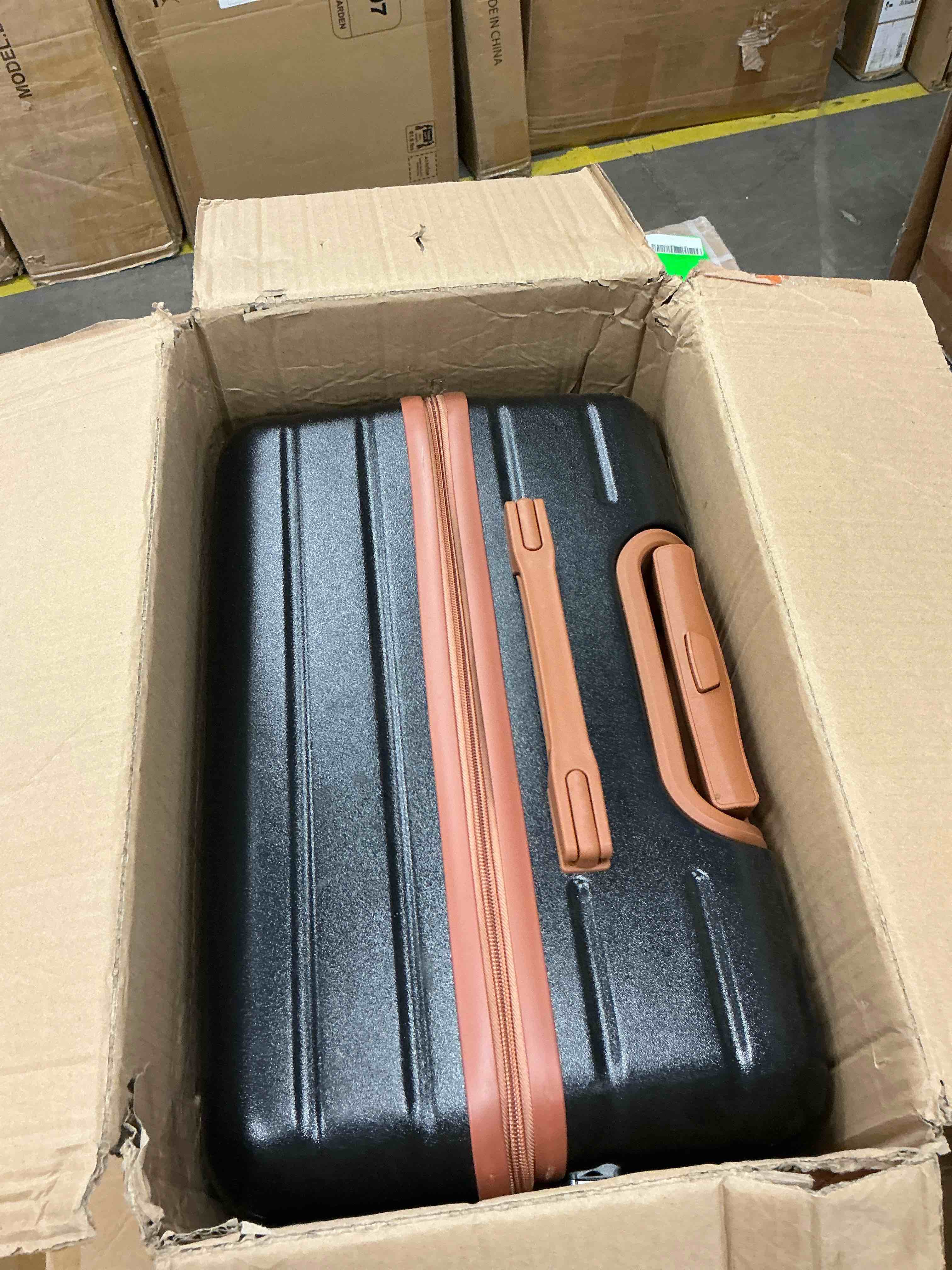 Condition photo showing Good Condition for zimtown 3 piece luggage set, abs hardside lightweight suitcase with tsa lock spinner wheels, black