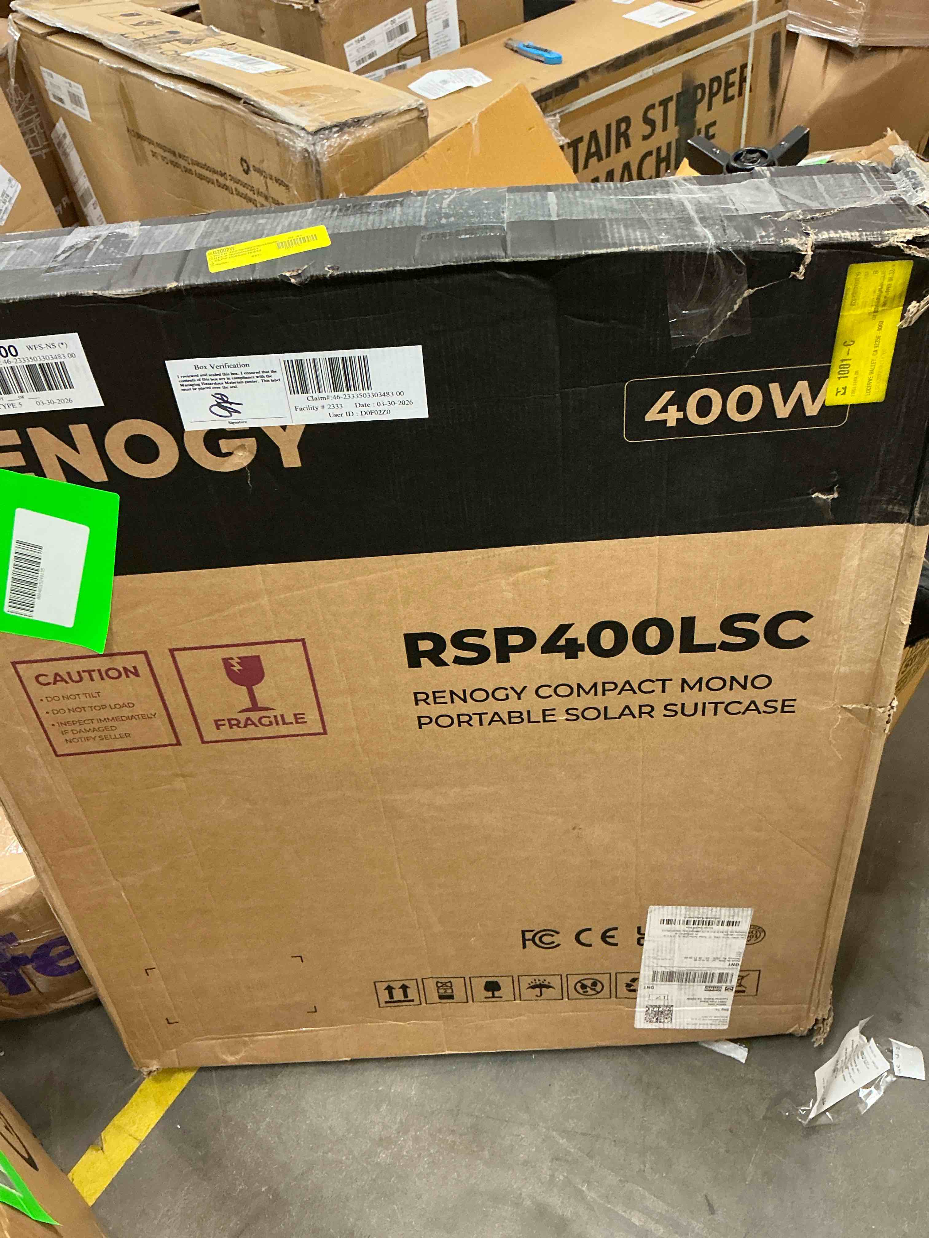 Condition photo showing Good Condition for renogy 400w portable solar panel 16bb, ip68 waterproof, lightweight & fast installation