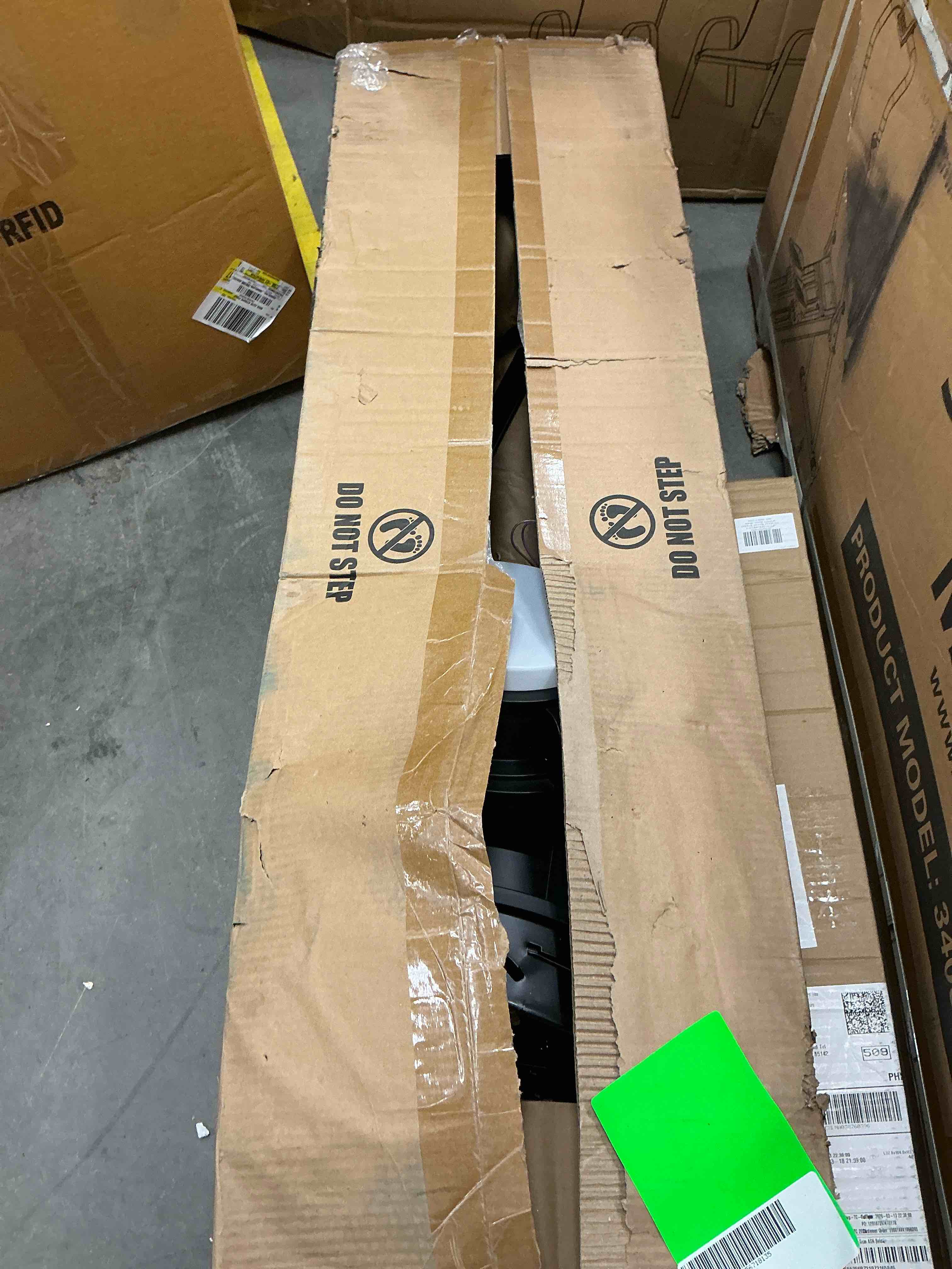 https://s3.amazonaws.com/lotting-images-prod/EmanualPiazza/PNK4215246_1777392544313.jpeg