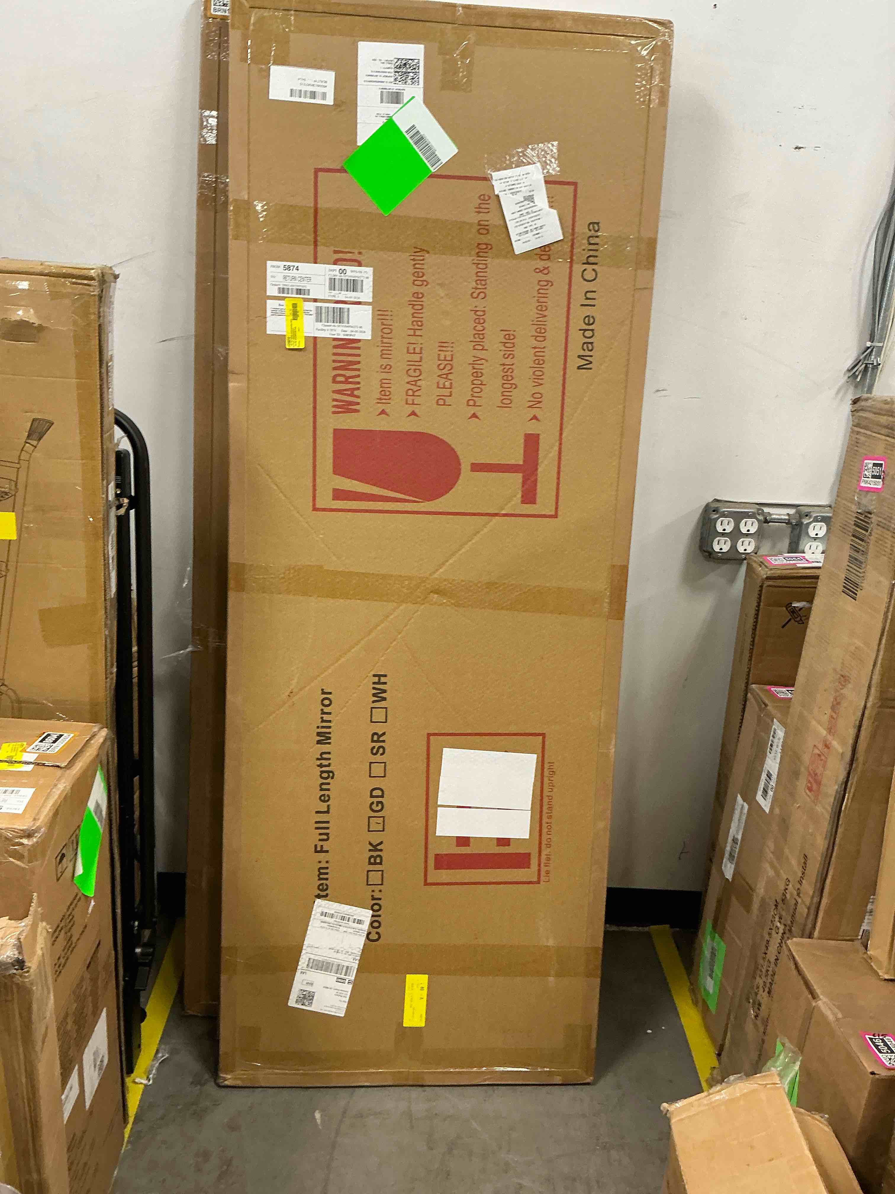 https://s3.amazonaws.com/lotting-images-prod/EmanualPiazza/PNK4215285_1777404430826.jpeg