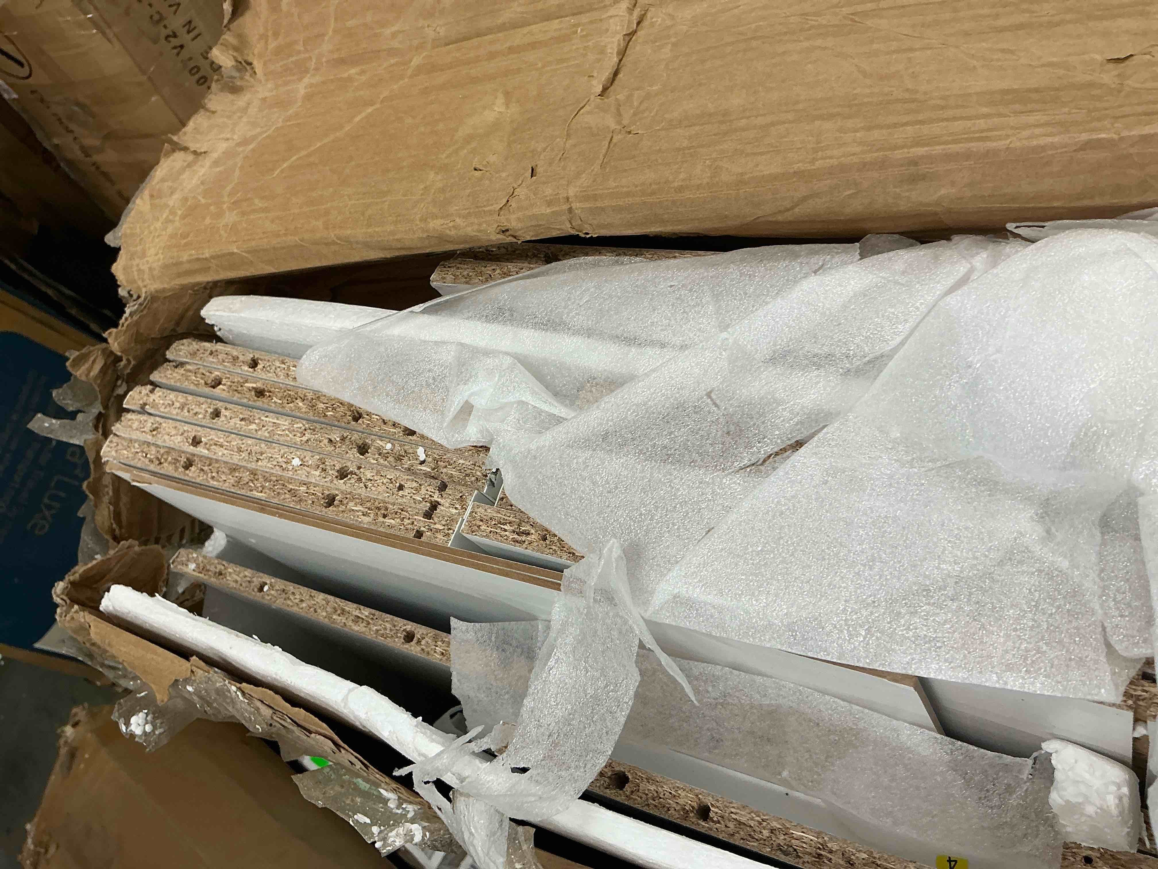 https://s3.amazonaws.com/lotting-images-prod/EmanualPiazza/PNK4215365_1777473403940.jpeg