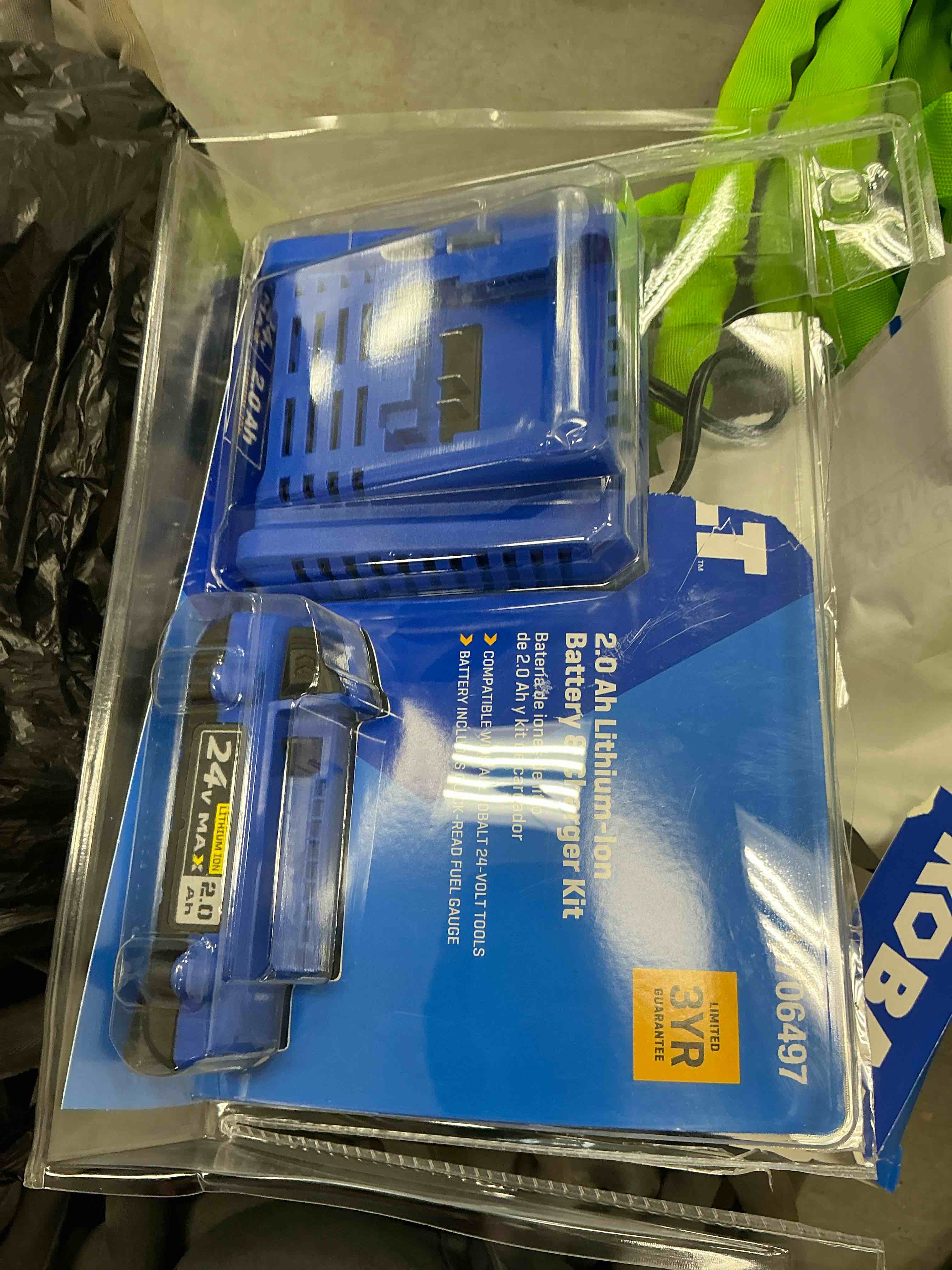 https://s3.amazonaws.com/lotting-images-prod/EmanualPiazza/PNK4215542_1777653548911.jpeg
