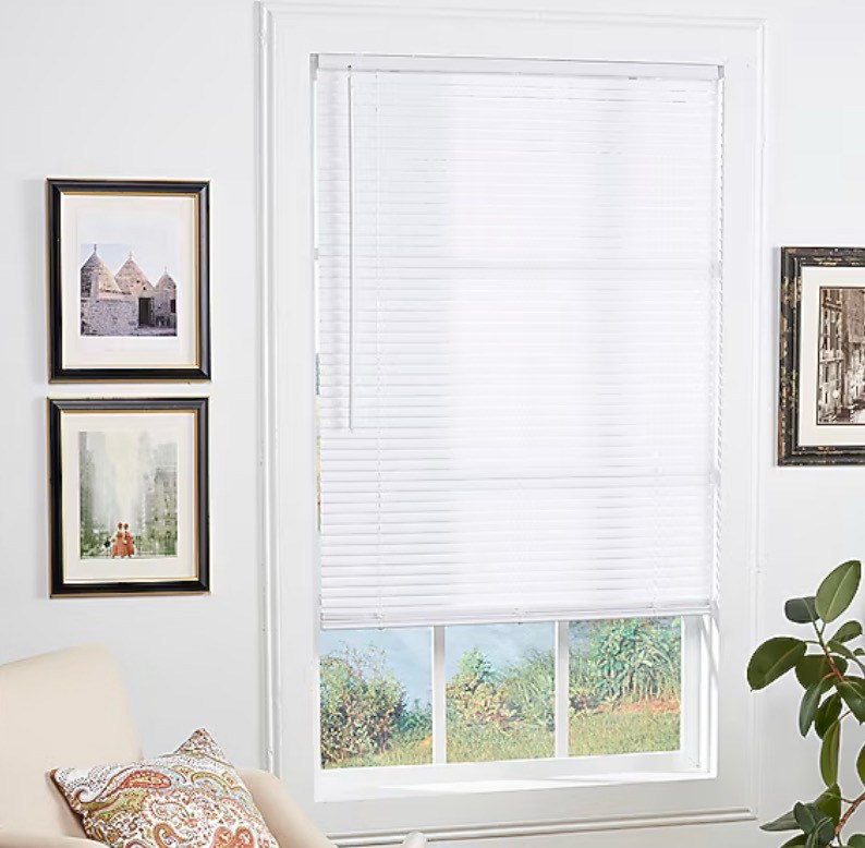 project source light filtering 1-in slat width 34-in x 64-in cordless white vinyl light filtering