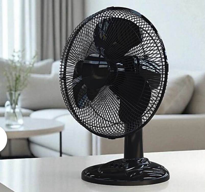 utilitech 12-in indoor oscillating desk fan, in black