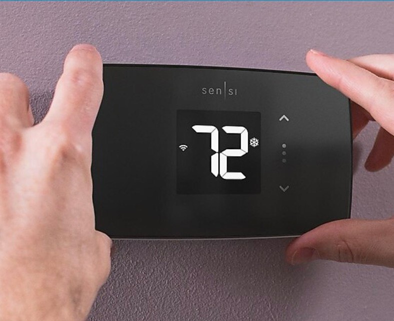 Condition photo showing Good Condition for copeland sensi lite black smart compatible thermostat with wi-fi compatibility
