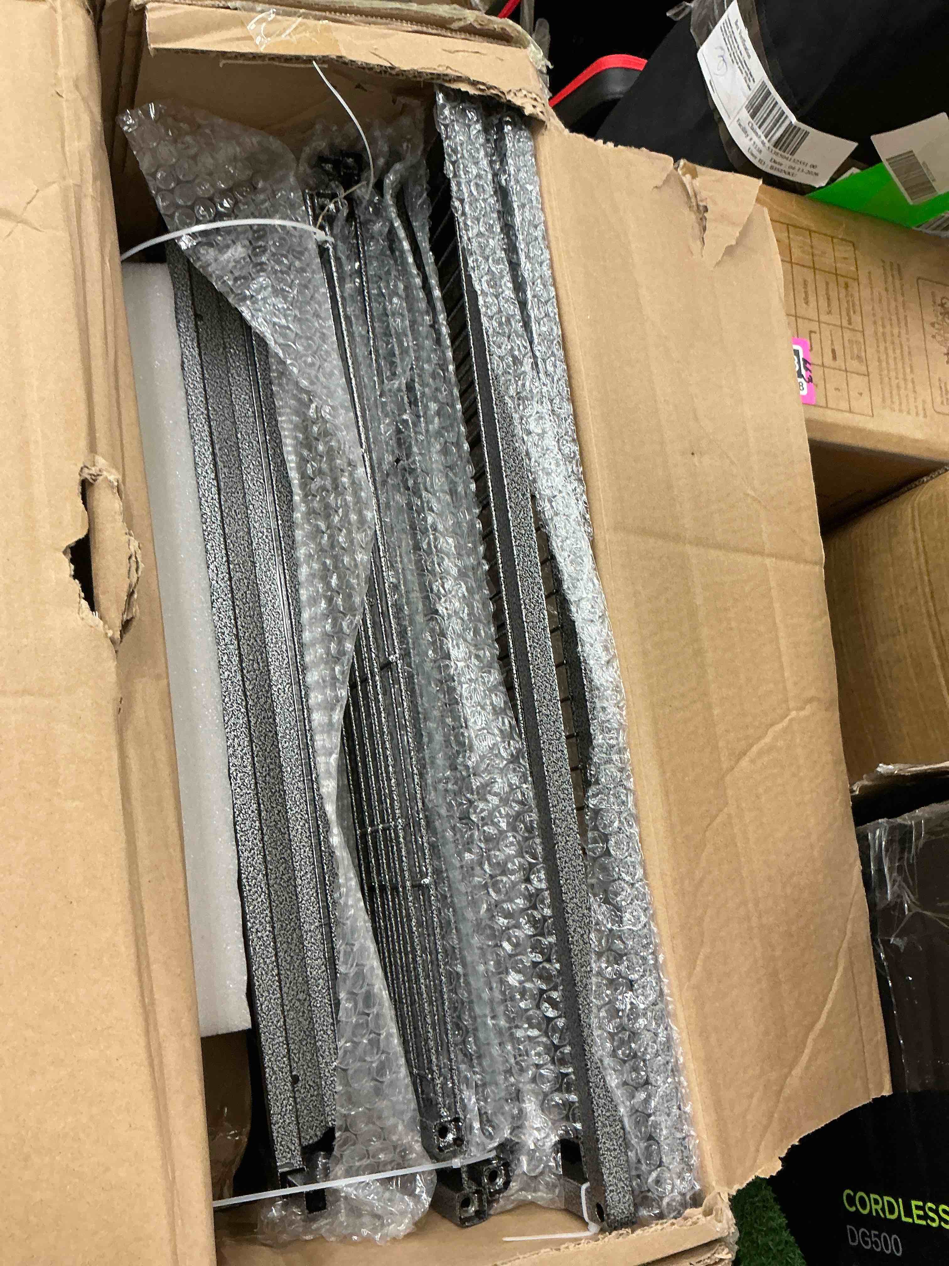 https://s3.amazonaws.com/lotting-images-prod/EmanualPiazza/PNK4215945_1778330816404.jpeg