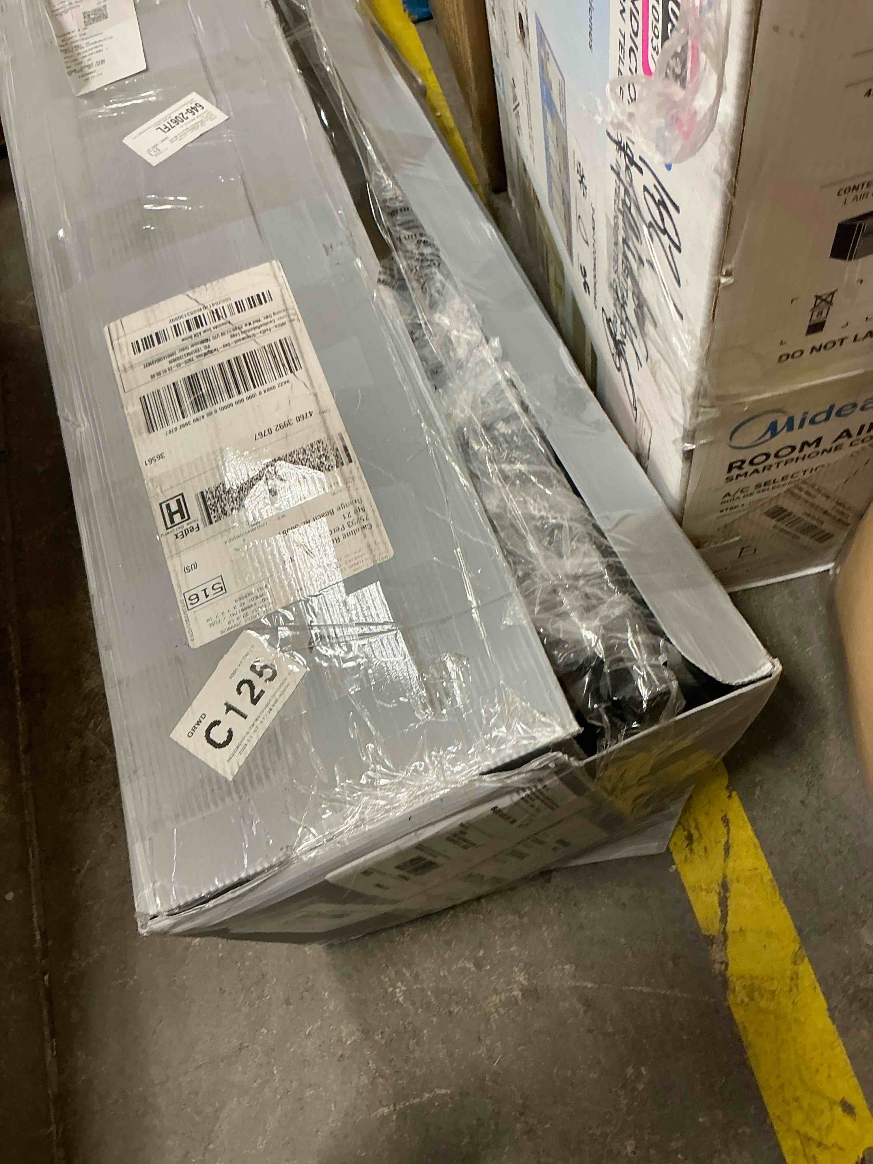 https://s3.amazonaws.com/lotting-images-prod/EmanualPiazza/PNK4215953_1778332157683.jpeg