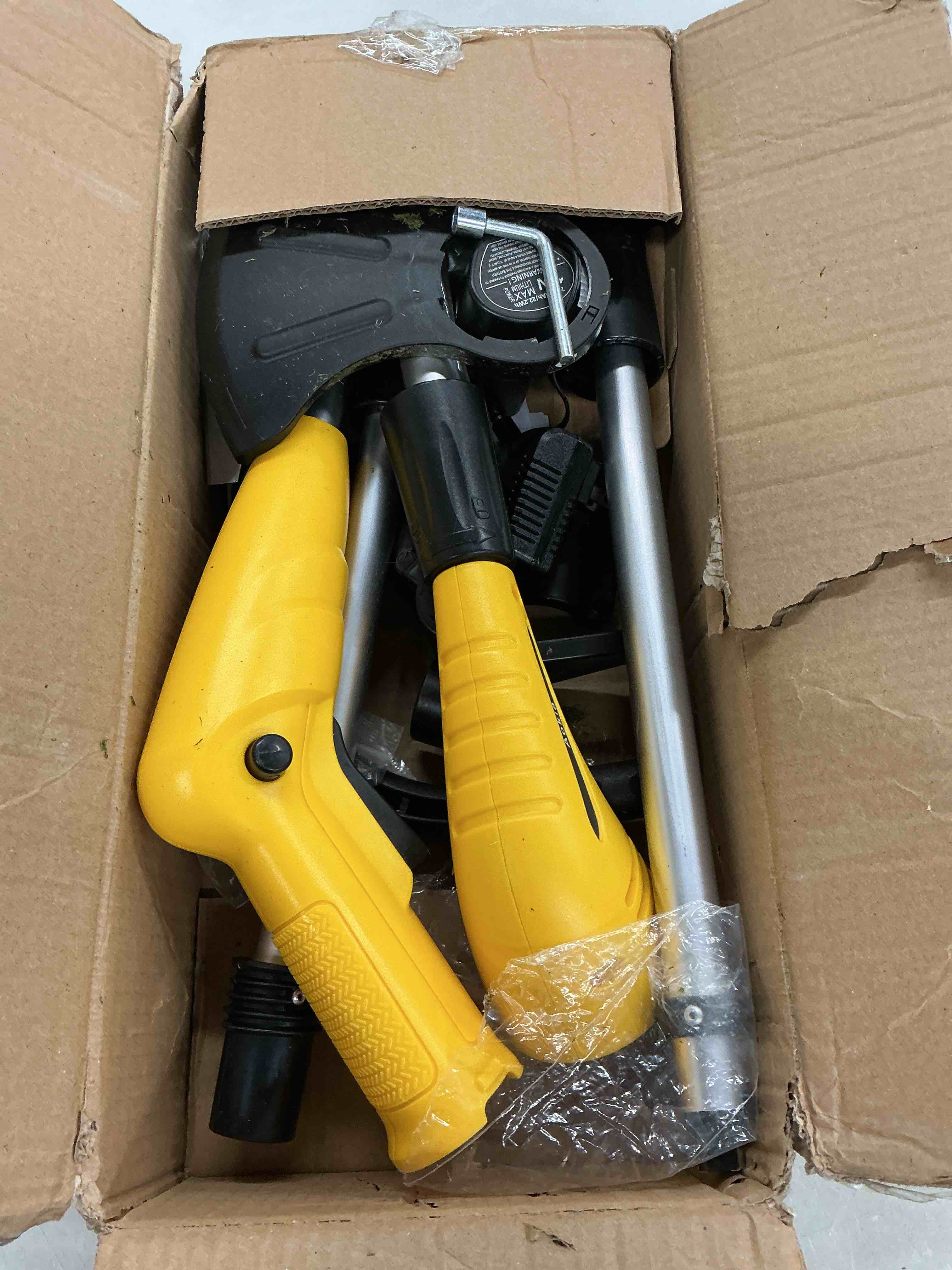 https://s3.amazonaws.com/lotting-images-prod/EmanualPiazza/PNK4985368_1778258550527.jpeg