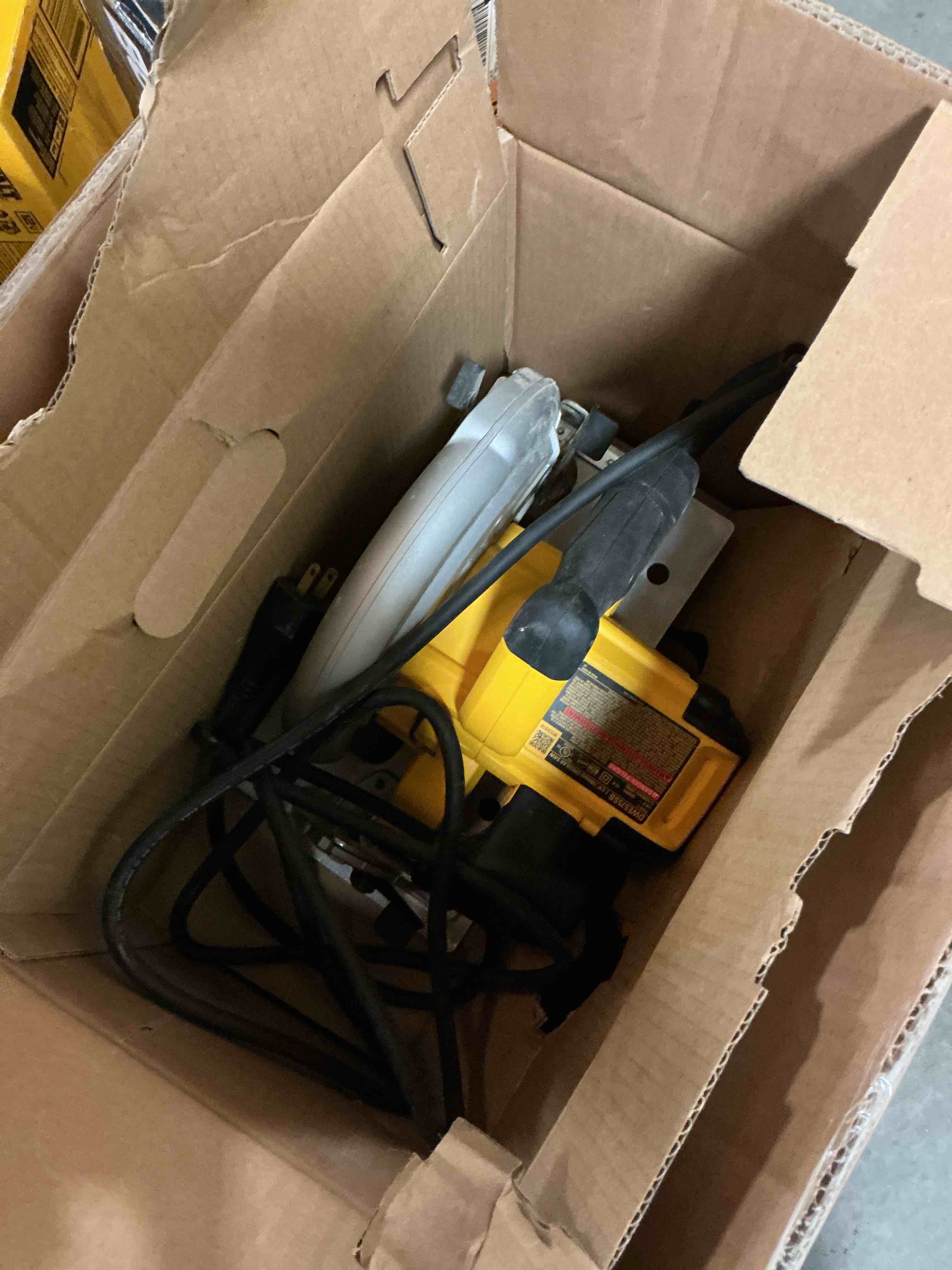 https://s3.amazonaws.com/lotting-images-prod/EmanualPiazza/PNK4987731_1781622746016.jpeg