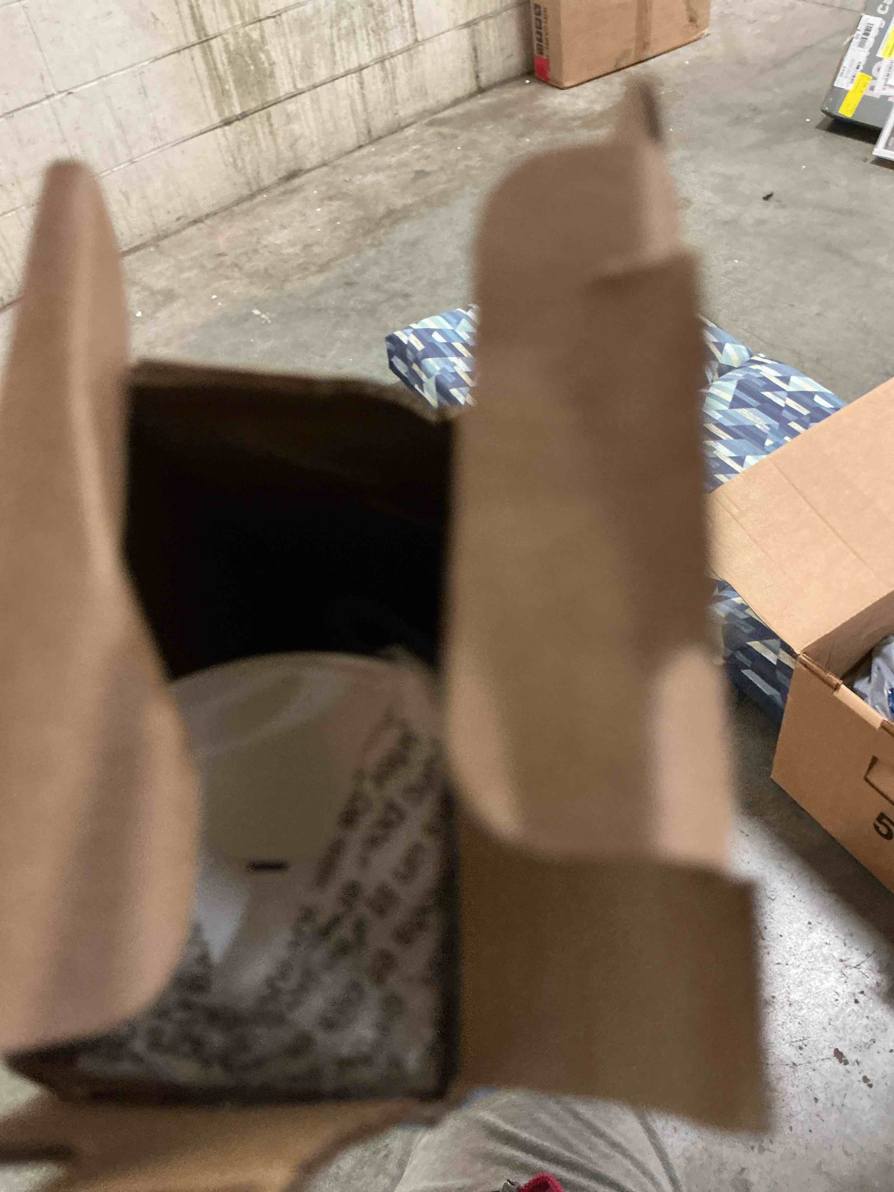 https://s3.amazonaws.com/lotting-images-prod/EmanualPiazza/PNK4987765_1781552595859.jpeg