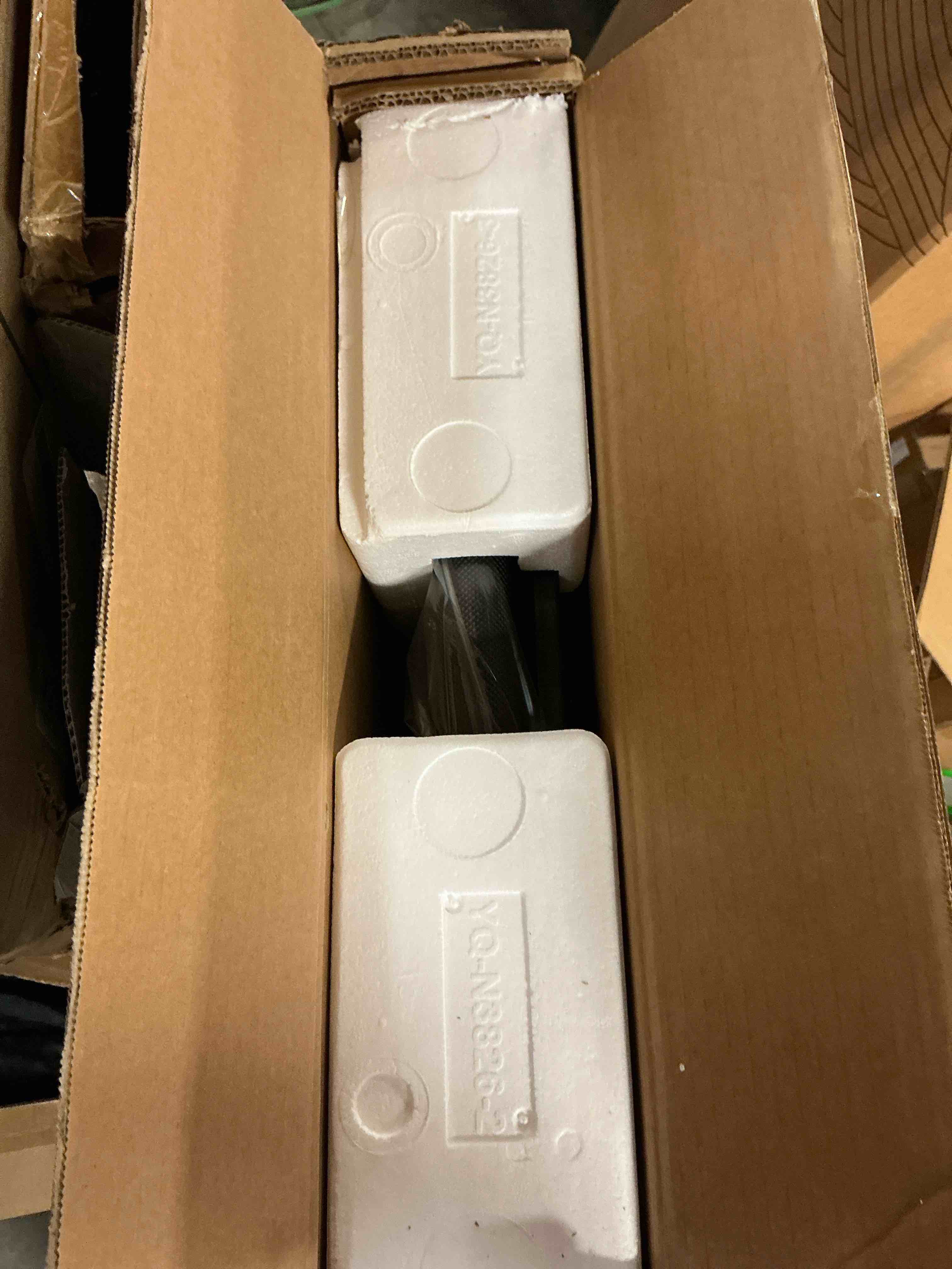 https://s3.amazonaws.com/lotting-images-prod/EmanualPiazza/PNK4991246_1779802609549.jpeg