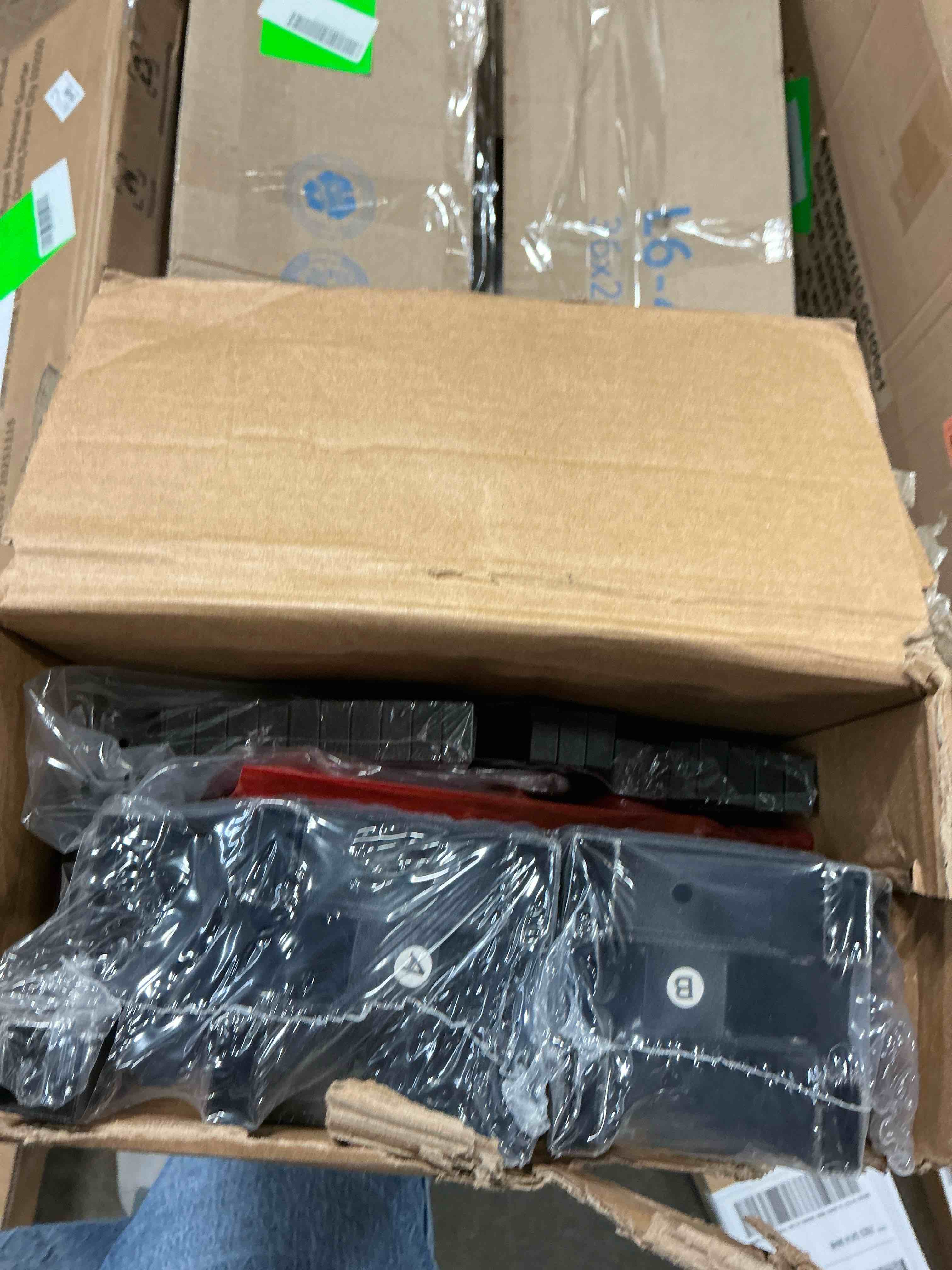 https://s3.amazonaws.com/lotting-images-prod/EmanualPiazza/PNK4991344_1779822540823.jpeg