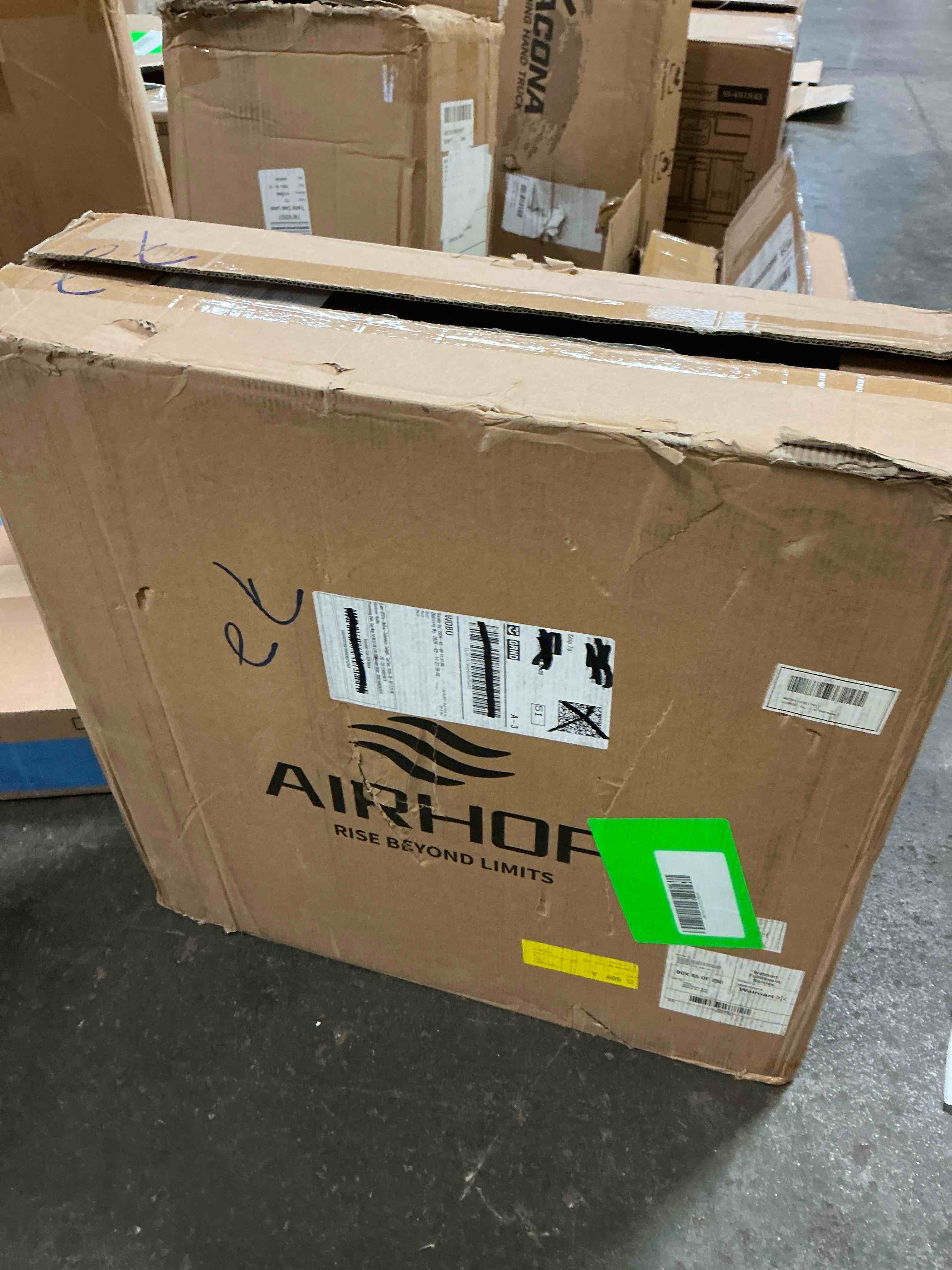 https://s3.amazonaws.com/lotting-images-prod/EmanualPiazza/PNK4991365_1779825597554.jpeg
