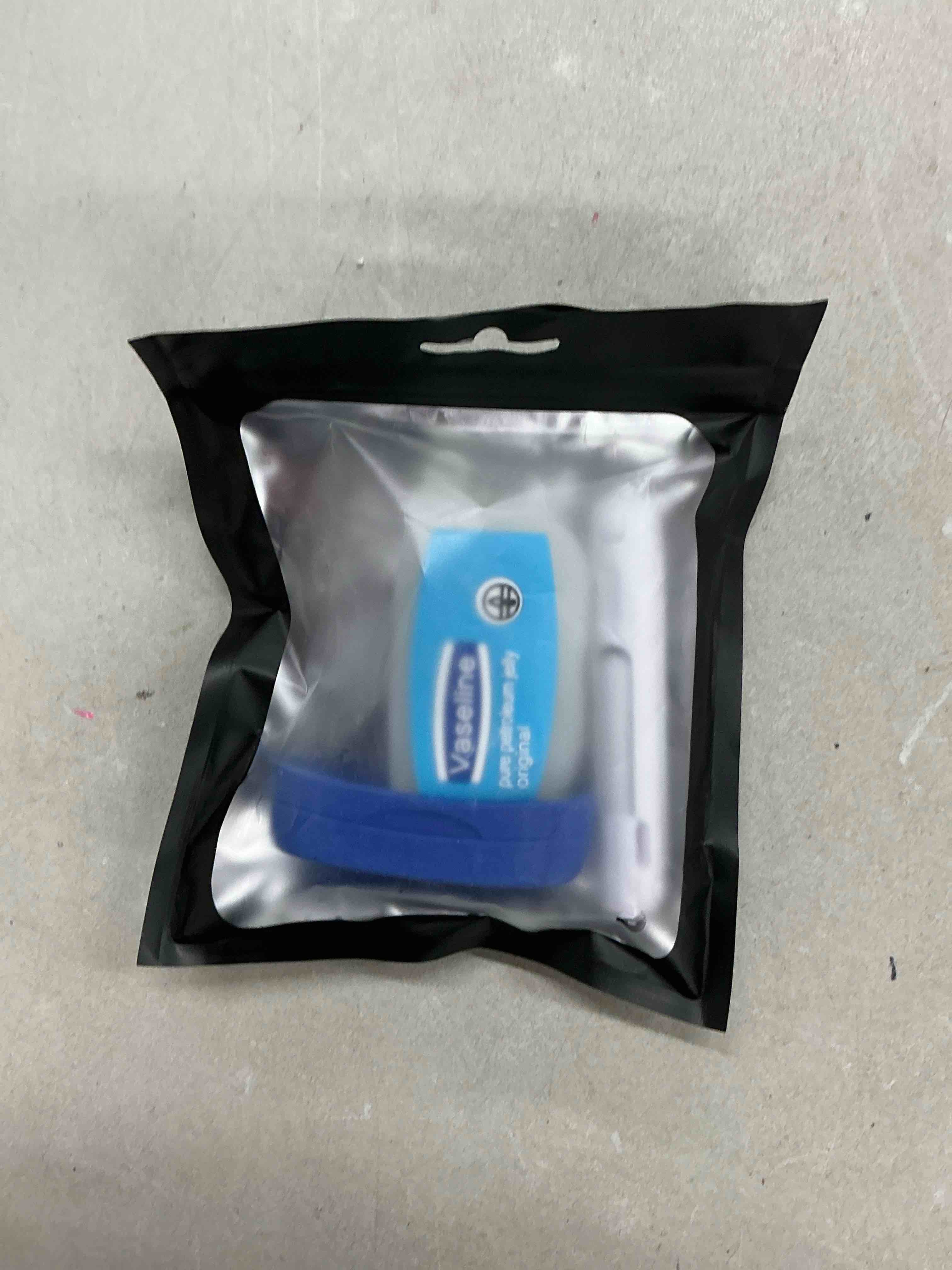 https://s3.amazonaws.com/lotting-images-prod/EmanualPiazza/PNK4992179_1780082343544.jpeg