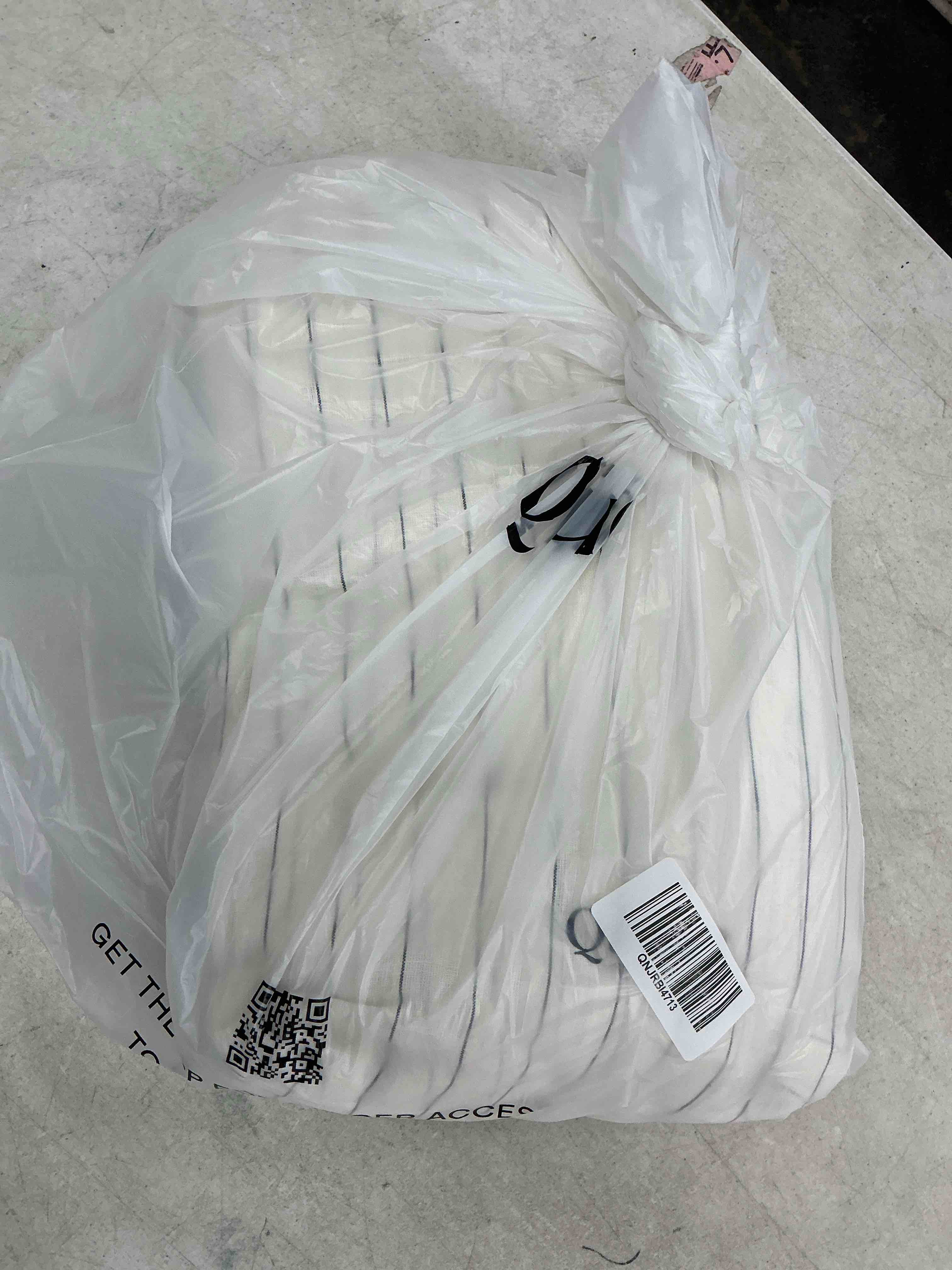 Condition photo showing Good Condition for qunnce european linen duvet cover set, full/queen, pencil stripe