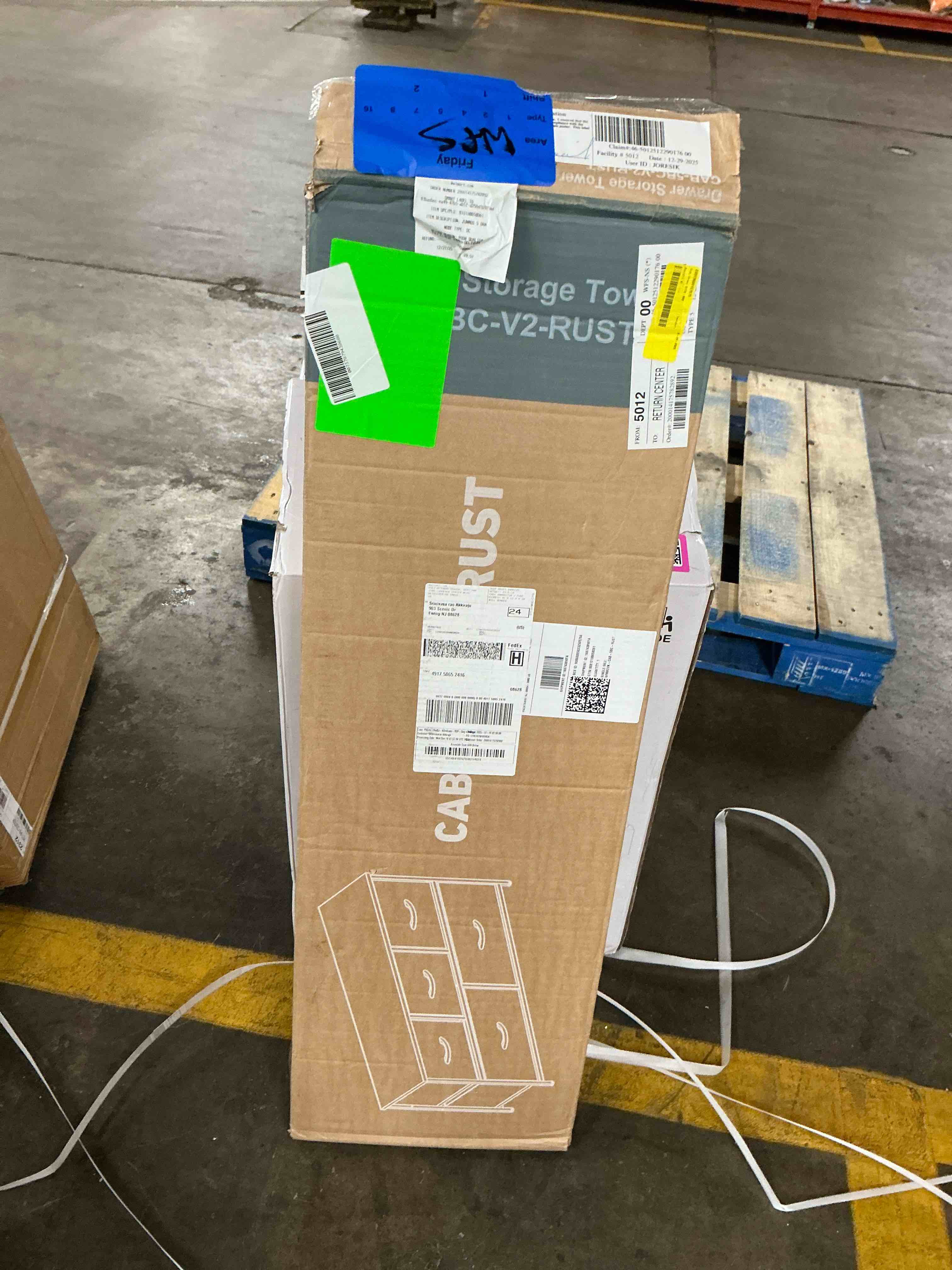https://s3.amazonaws.com/lotting-images-prod/EmanualPiazza/PNK5154183_1783443181397.jpeg