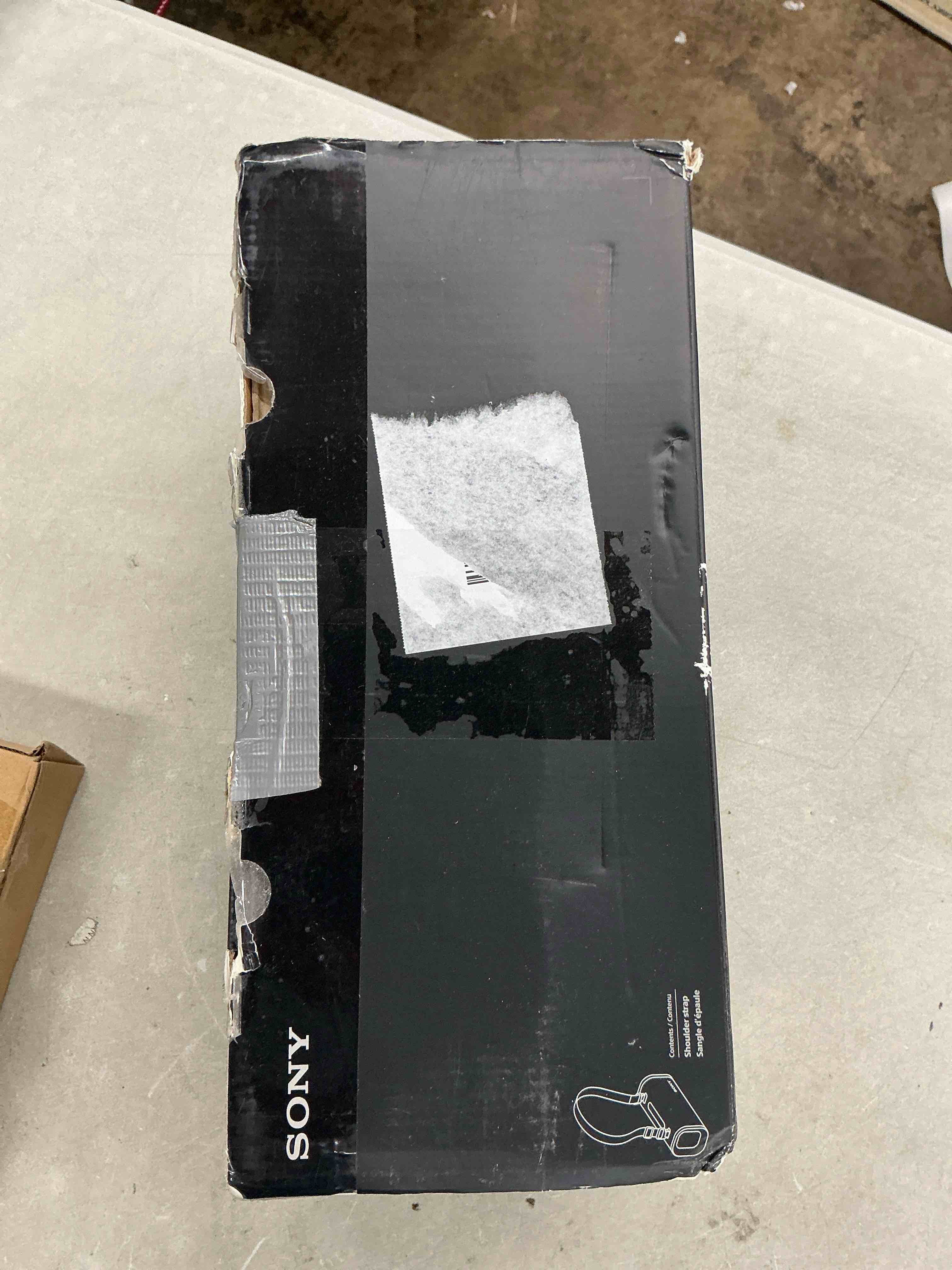 Condition photo showing Good Condition for sony ult field 5 wireless portable bluetooth speaker, ip67 waterproof, dustproof, and rustproof with enhanced bass, 25 hour battery, 360° party light, and shoulder strap (srsult50w), off white | ip67 water and dustproof, ult boosted bass, up to 25-hour battery, 360 degree party light, shoulder strap ult field 5 off white