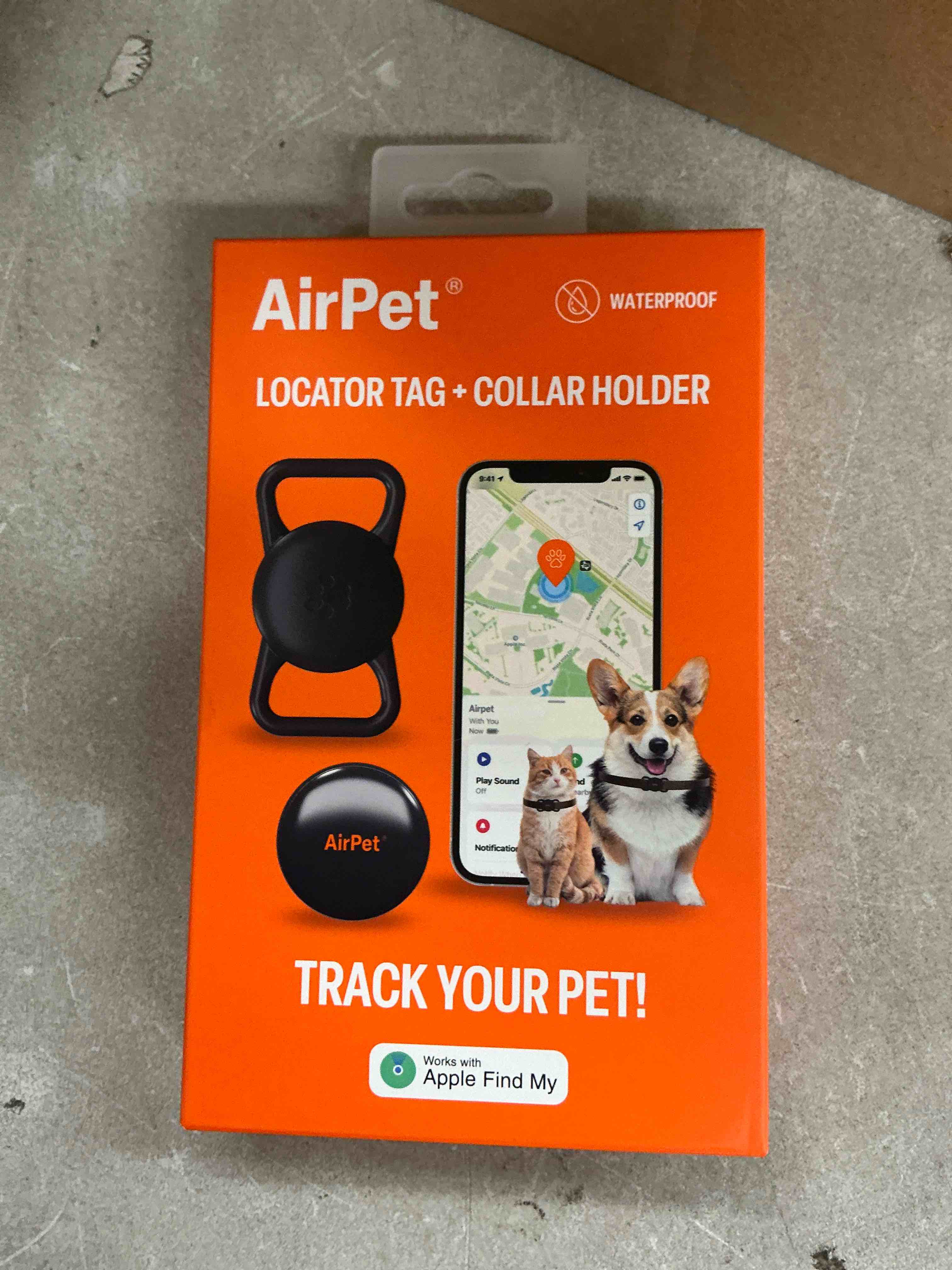Condition photo showing New/Like New for airpet pet locator tag with collar holder, black