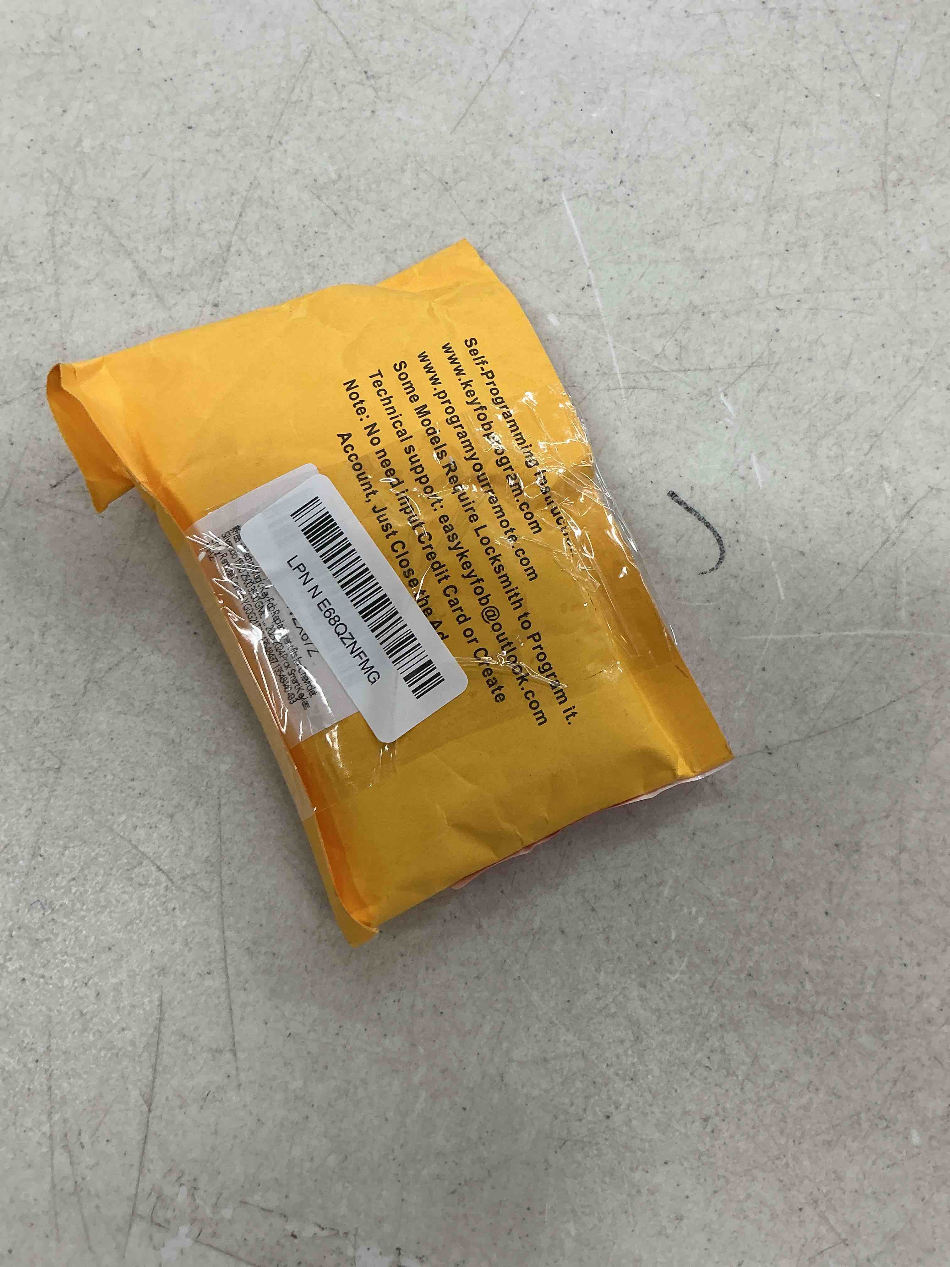 Condition photo showing Good Condition for mechanmagic key fob replacement fits for chevrolet silverado 1500 2500 3500 gmc sierra 1500 2500 3500 2022 2023 2024 prox smart keyless entry remote control yg0g21tb2 13548437 13548440 433 mhz