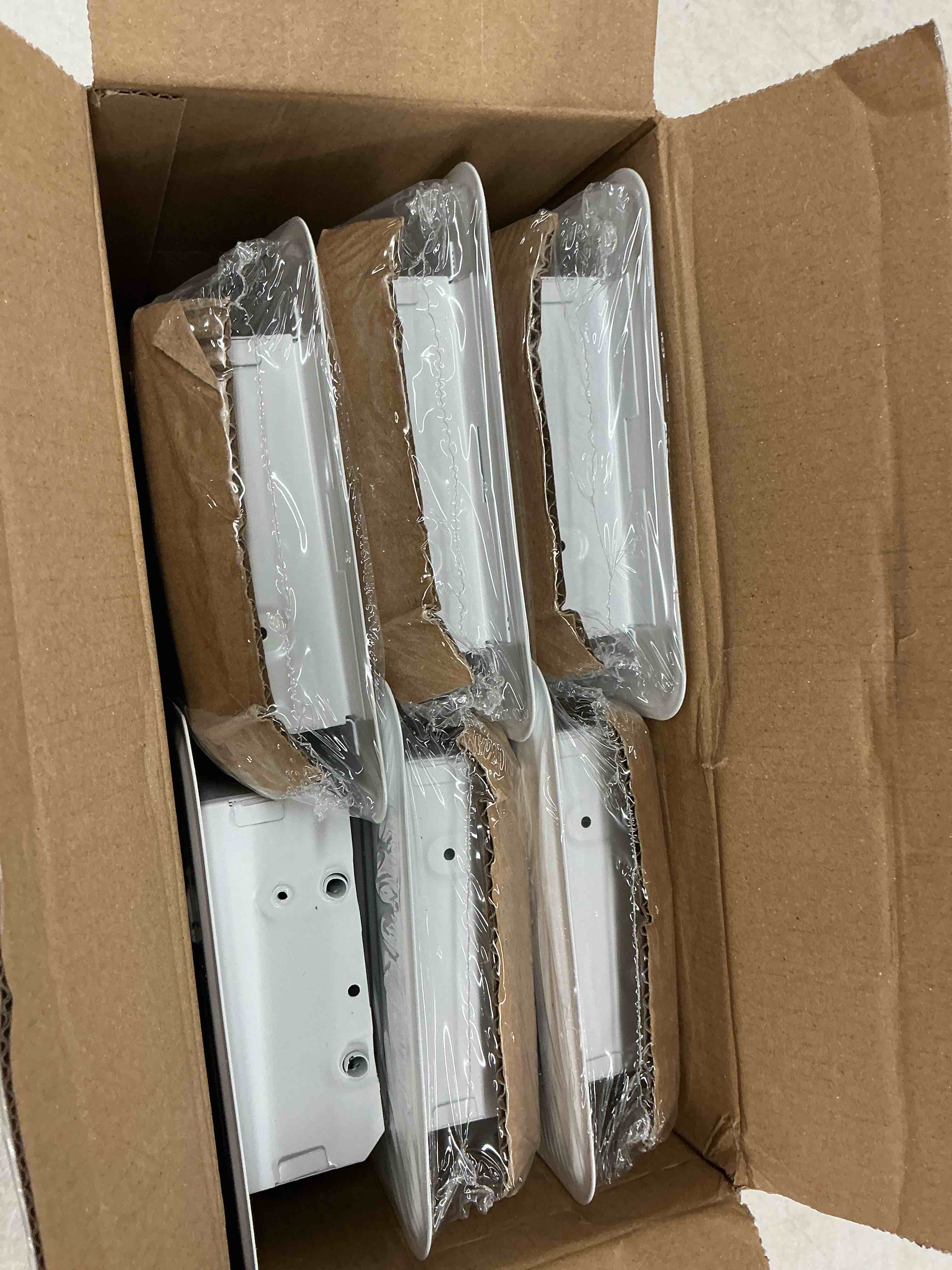 https://s3.amazonaws.com/lotting-images-prod/EmanualPiazza/PNK5164946_1781529911003.jpeg