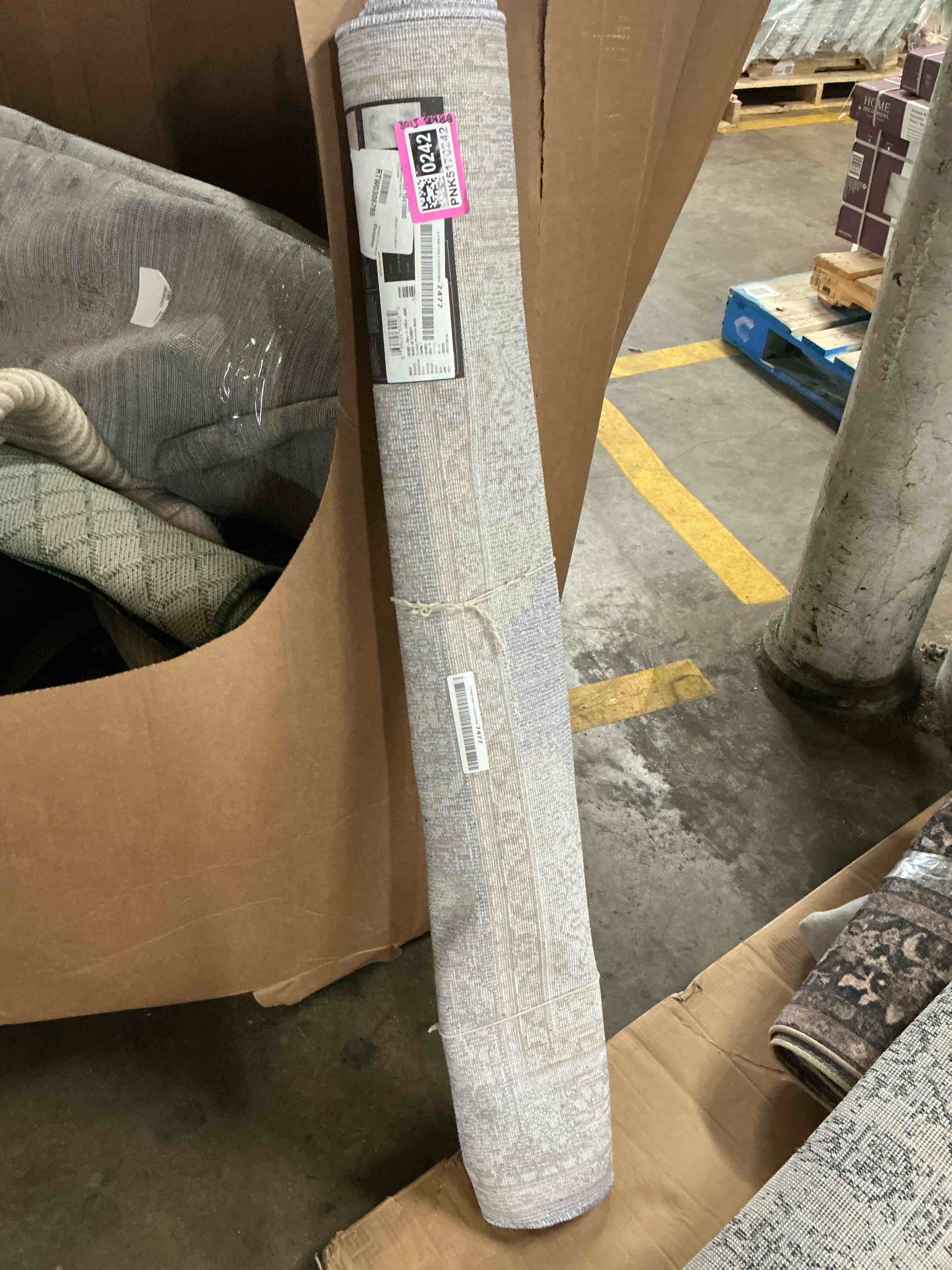 https://s3.amazonaws.com/lotting-images-prod/EmanualPiazza/PNK5170242_1783542819248.jpeg