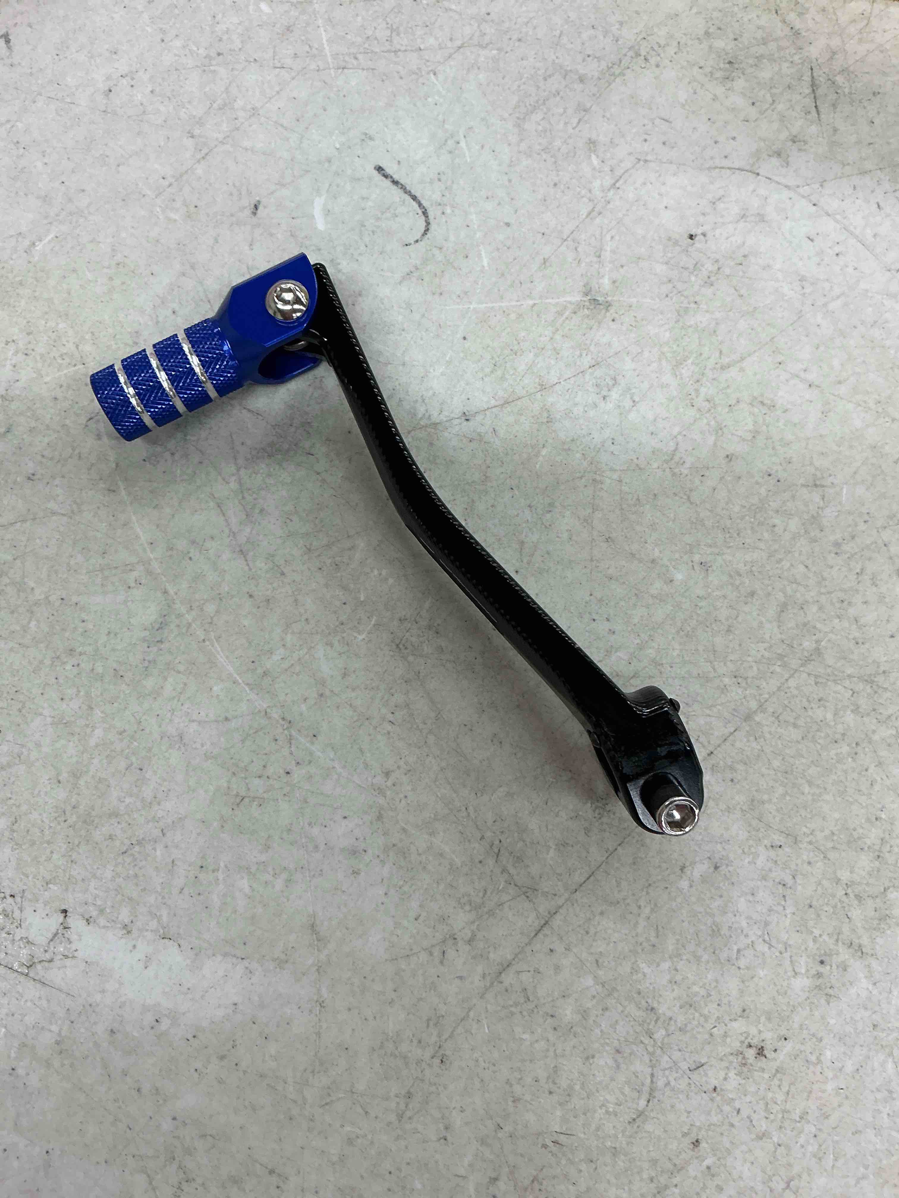 Condition photo showing Good Condition for jfg racing motorcycle folding gear shifter shift lever pedal cnc for yz65 2018 2020-2024 yz85 2002-2024 yz250f 2006-2013 wr250f 2008-2009 2011-2013 wr450f 2007-2015 dirt bike blue