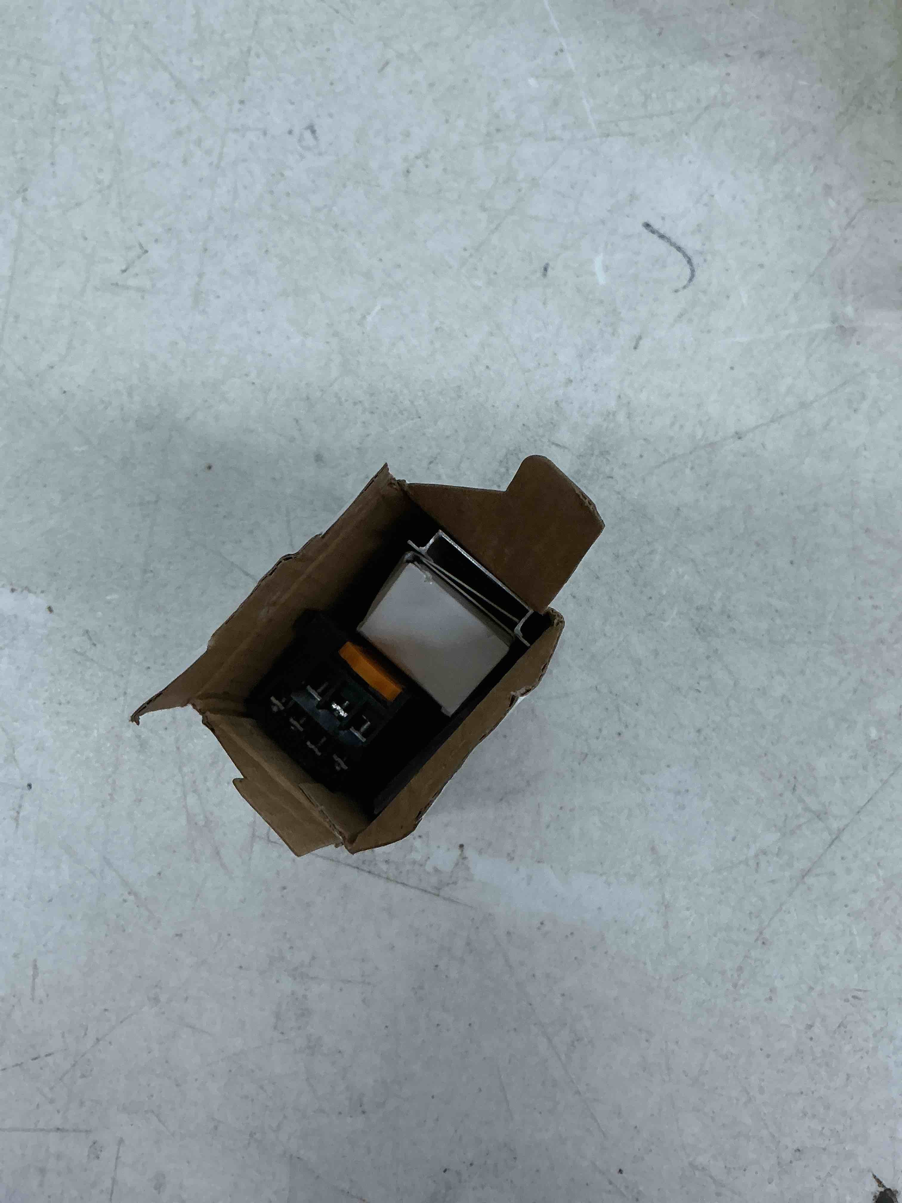 https://s3.amazonaws.com/lotting-images-prod/EmanualPiazza/PNK5172796_1784727733885.jpeg