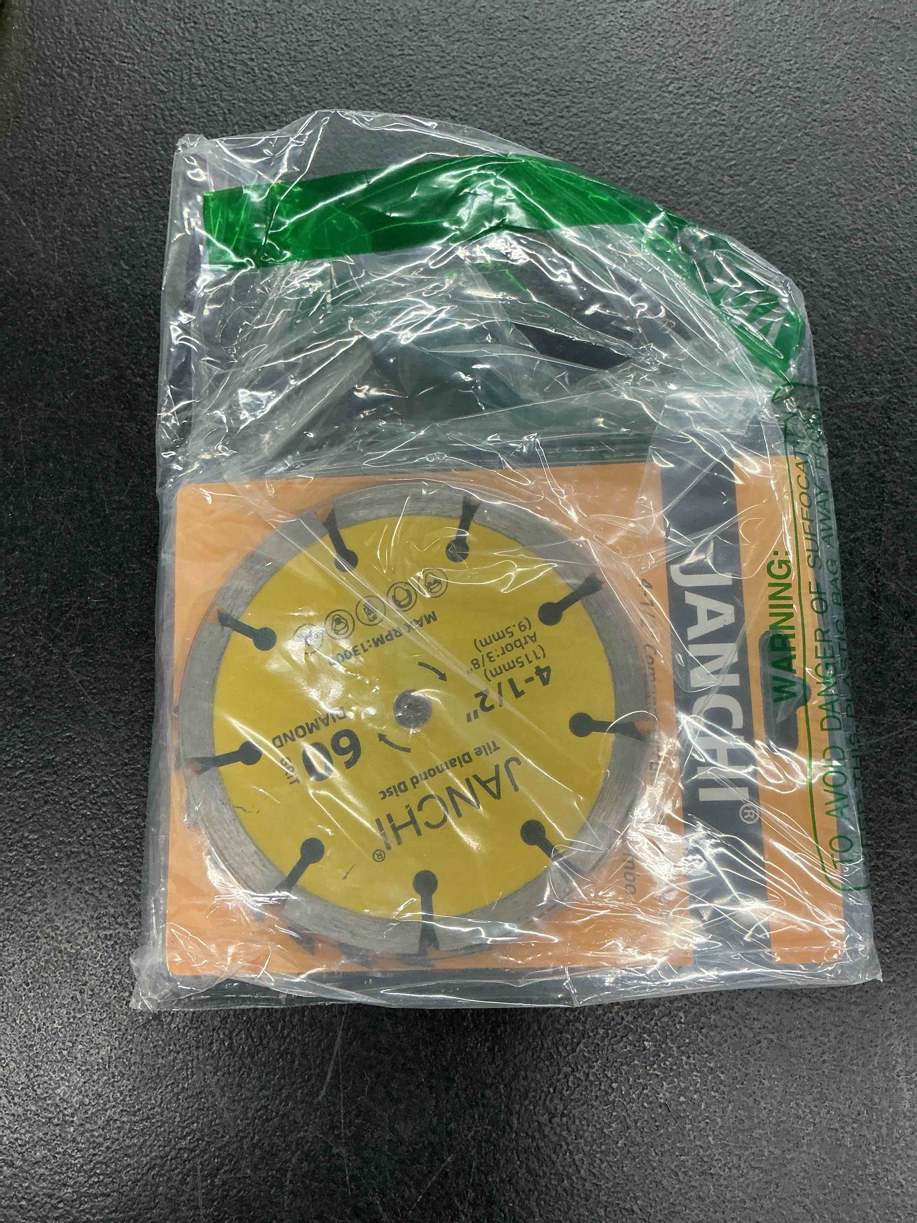 Condition photo showing Good Condition for 4 pack combo 4-1/2 inch compact circular saw blade set with 3/8" arbor, 24t tct /60t hss /60# diamond disc blade for wood/plastic/sheet metal/tile fast cutting
