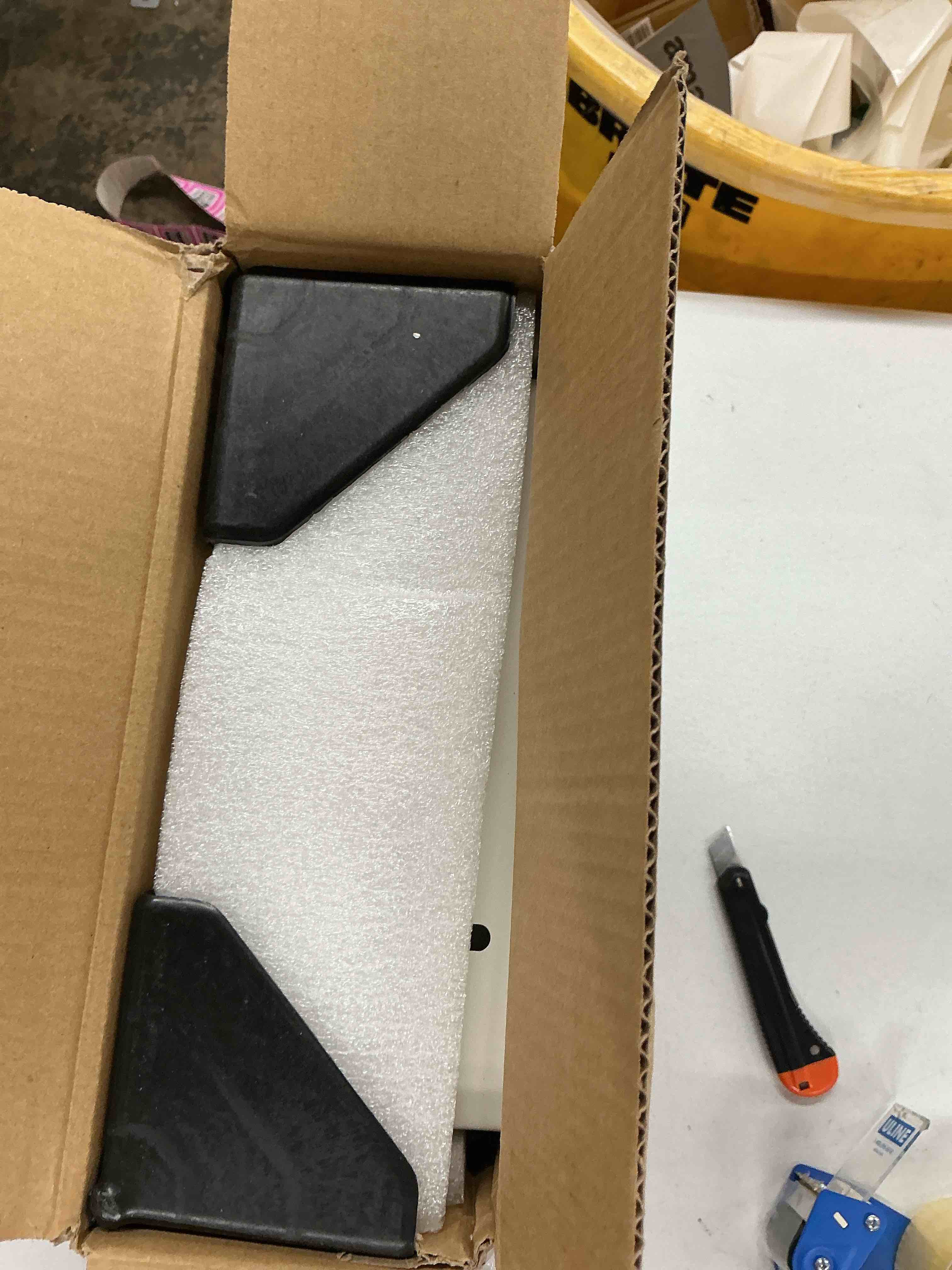 https://s3.amazonaws.com/lotting-images-prod/EmanualPiazza/PNK7193105_1788452809597.jpeg