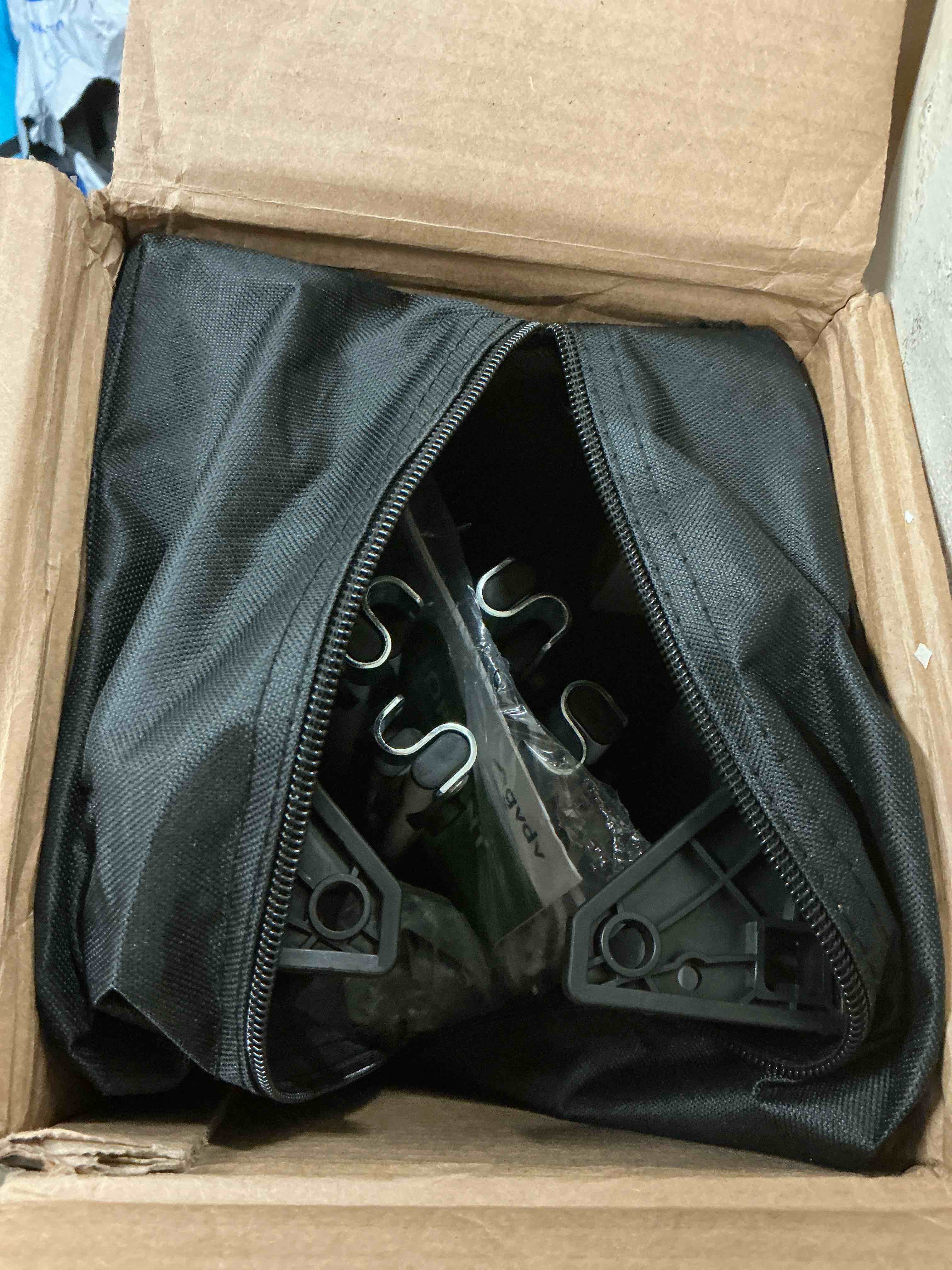 https://s3.amazonaws.com/lotting-images-prod/EmanualPiazza/PNK7195600_1789497034194.jpeg